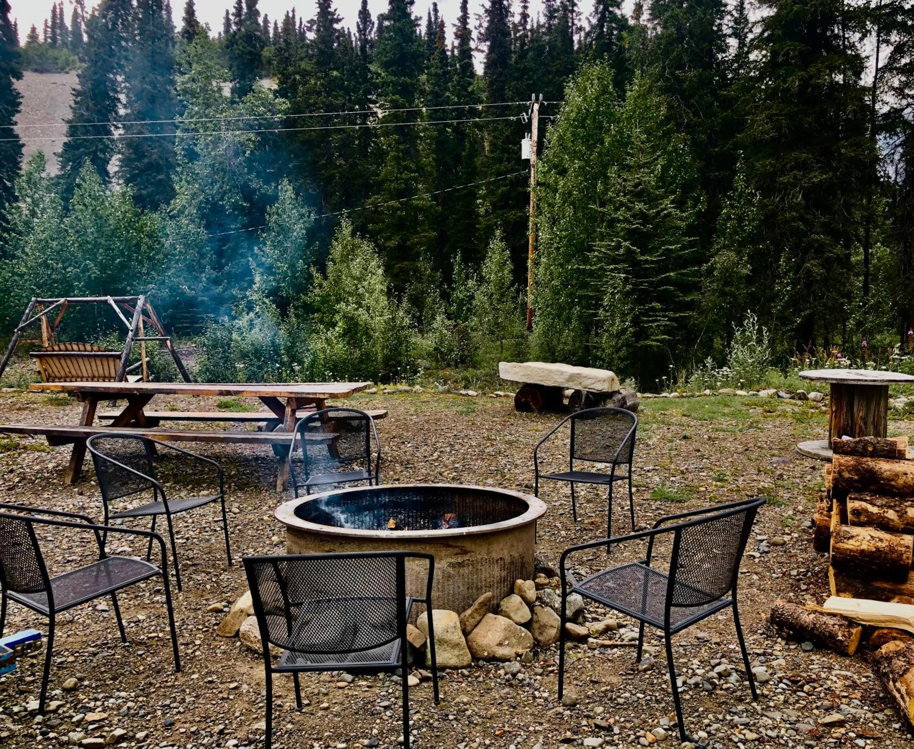BBQ facilities in Carlo Creek Cabins