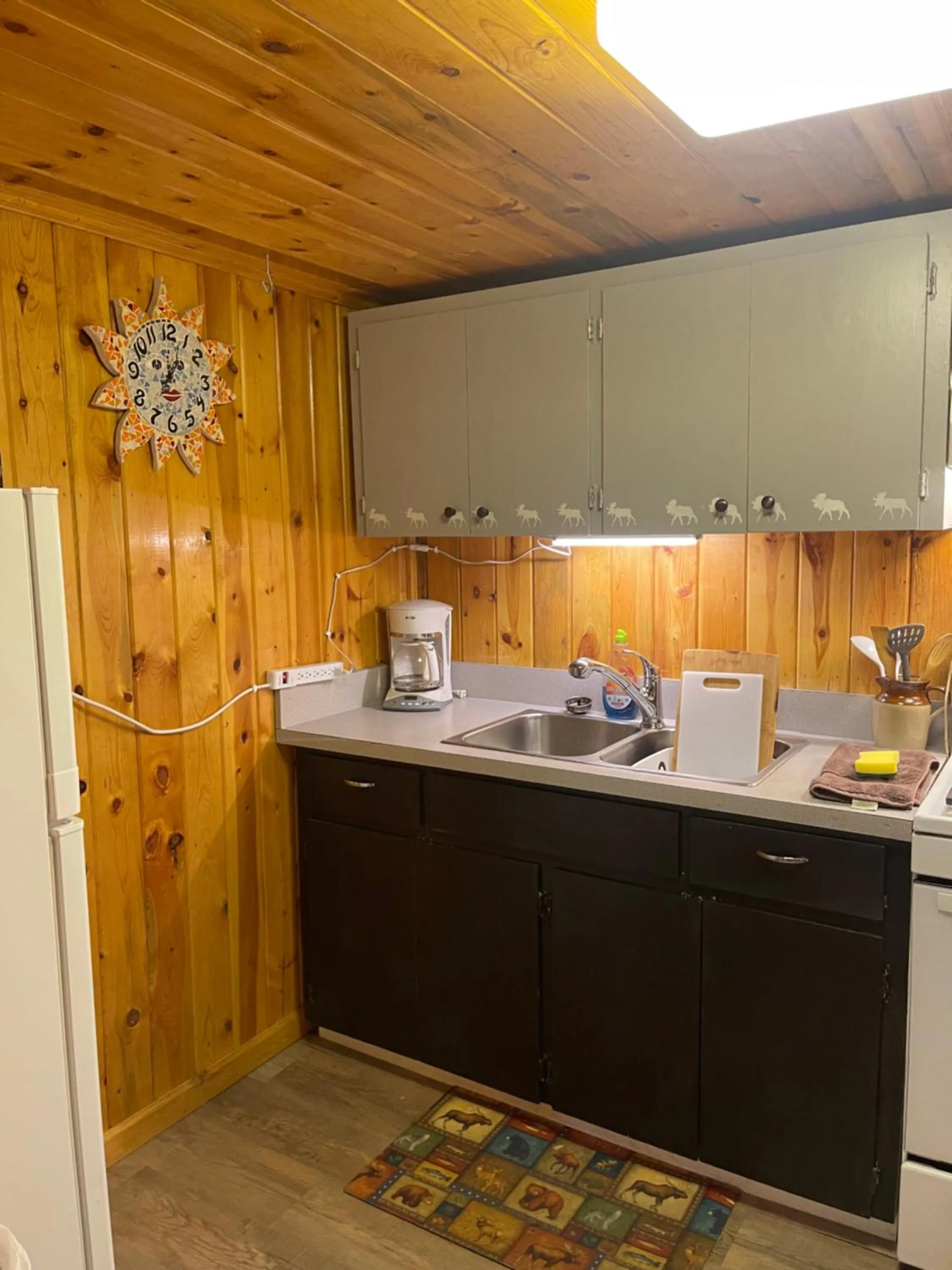 Carlo Creek Cabins