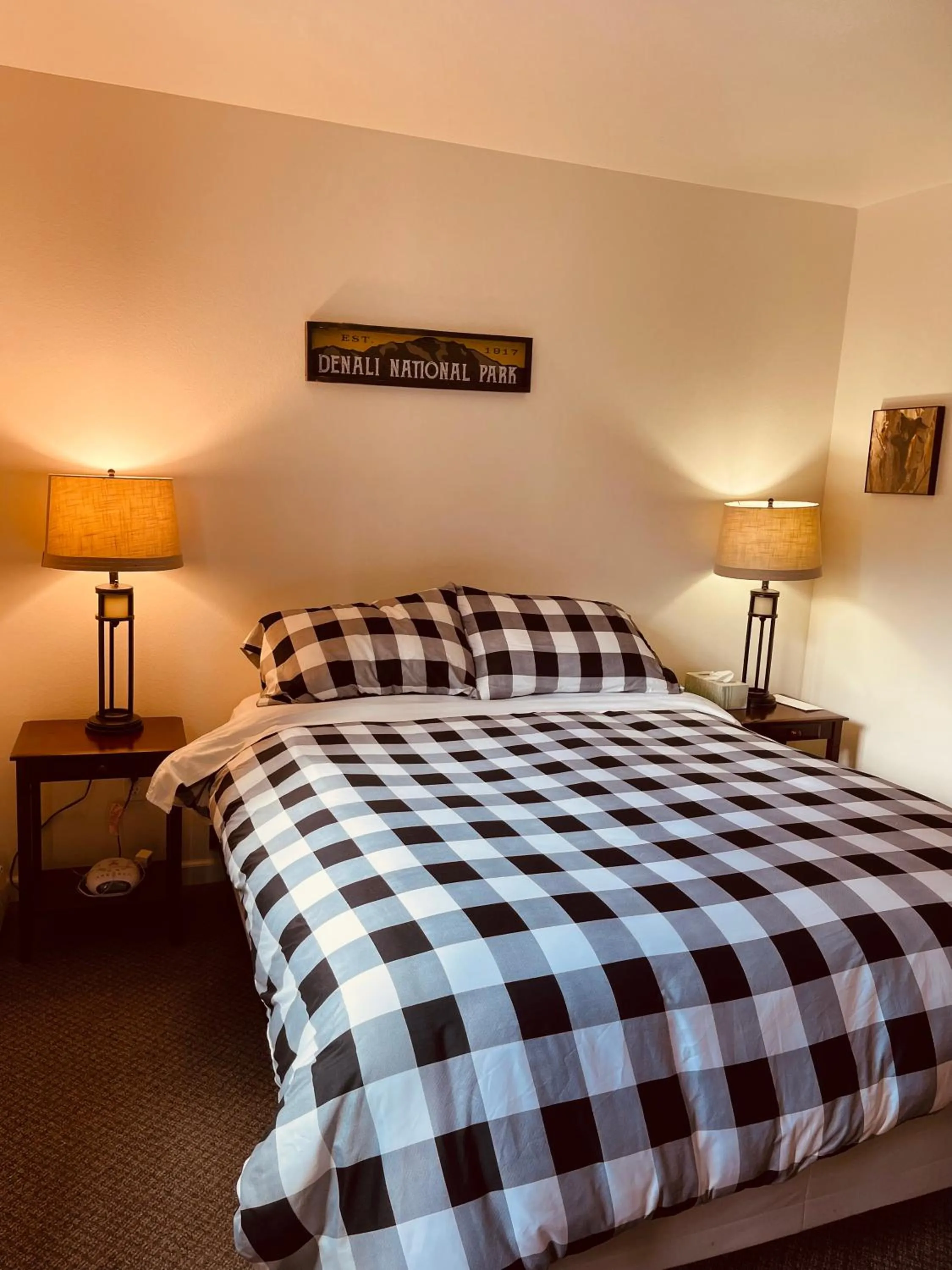 Photo of the whole room, Bed in Carlo Creek Cabins
