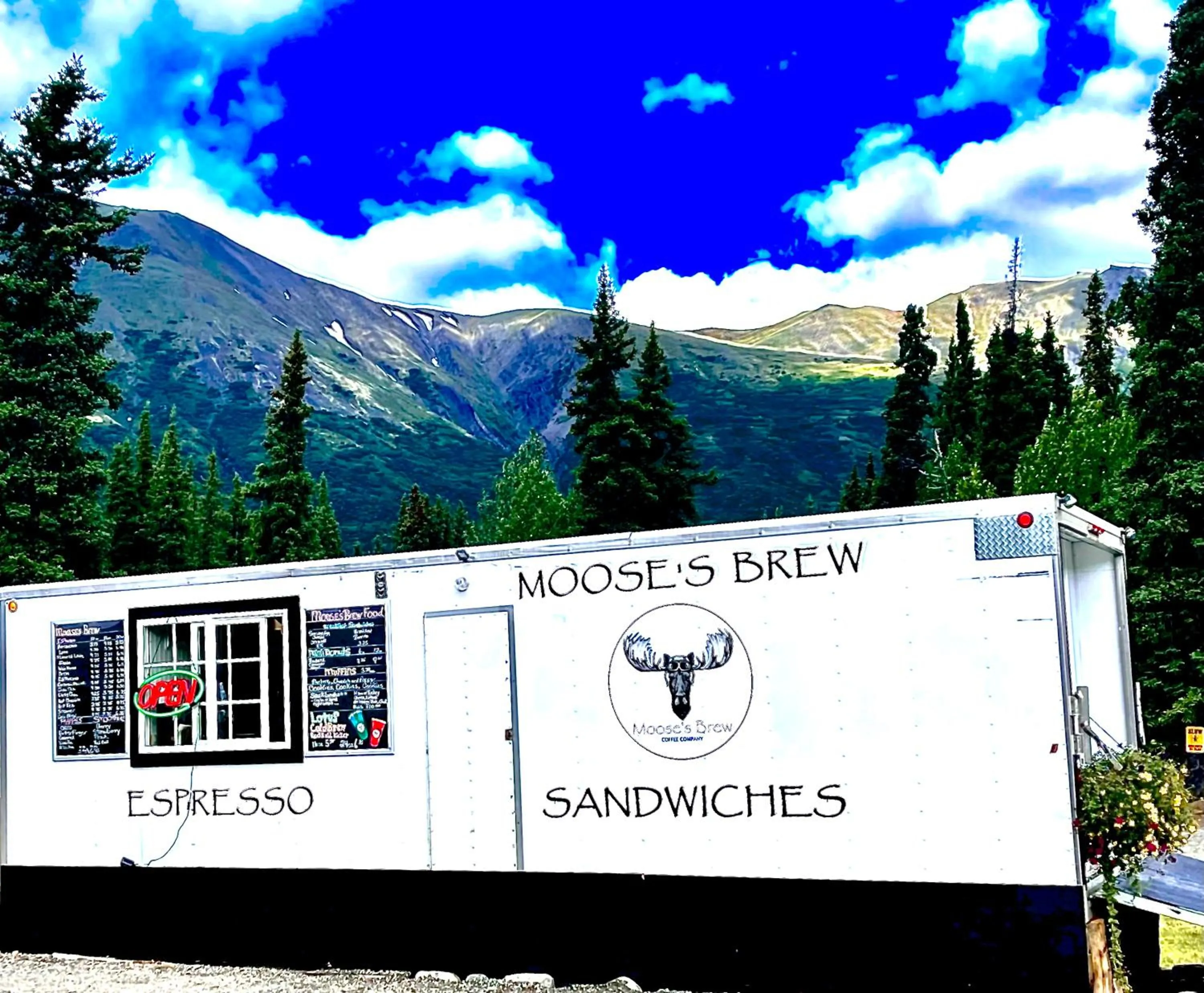 Restaurant/places to eat in Carlo Creek Cabins