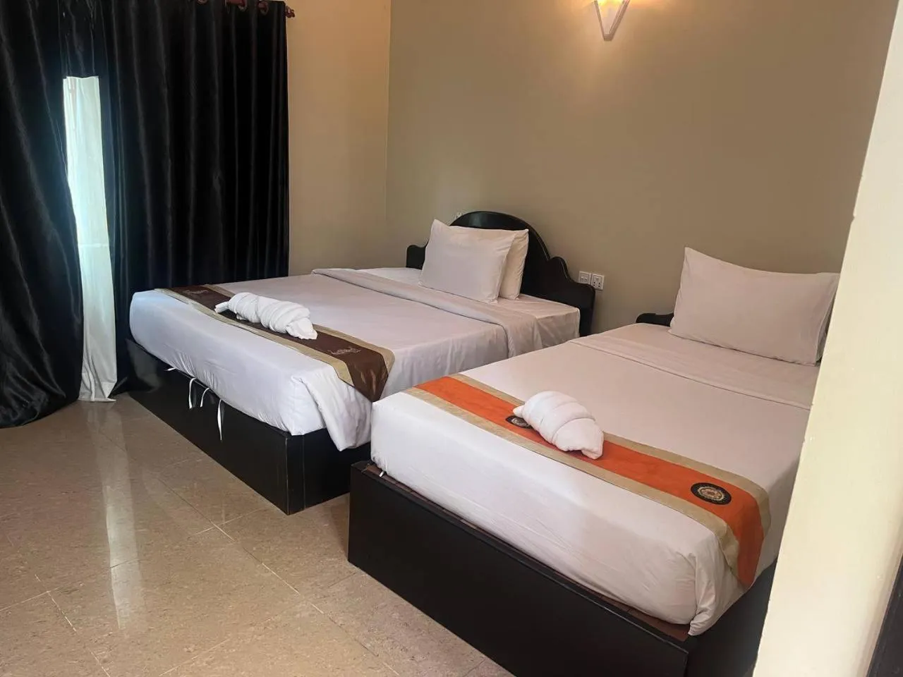 Bedroom, Bed in Central Night Hotel