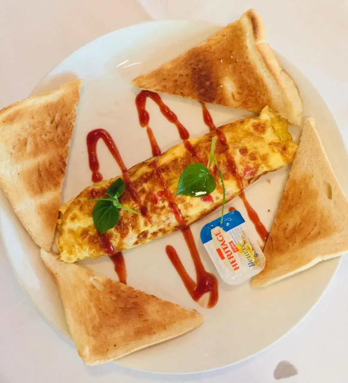 Restaurant/places to eat in Central Night Hotel Restaurant/places to eat in Central Night Hotel