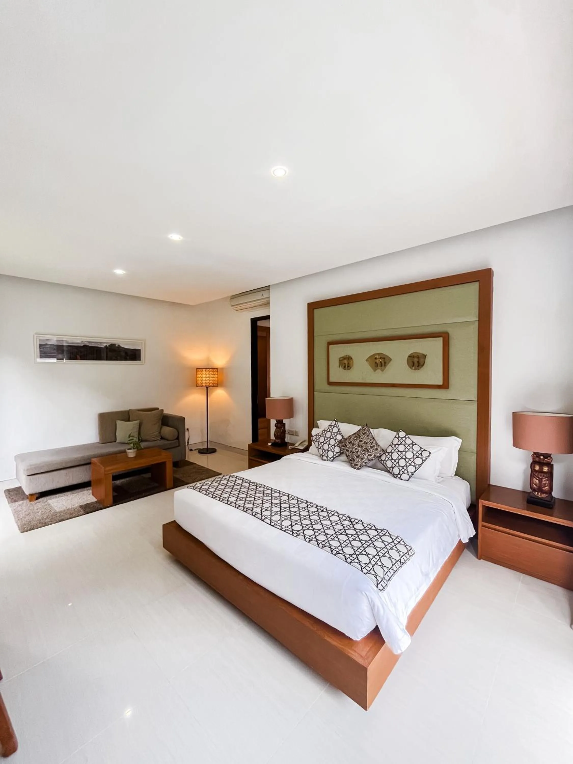 Bed in Pradha Villas Seminyak