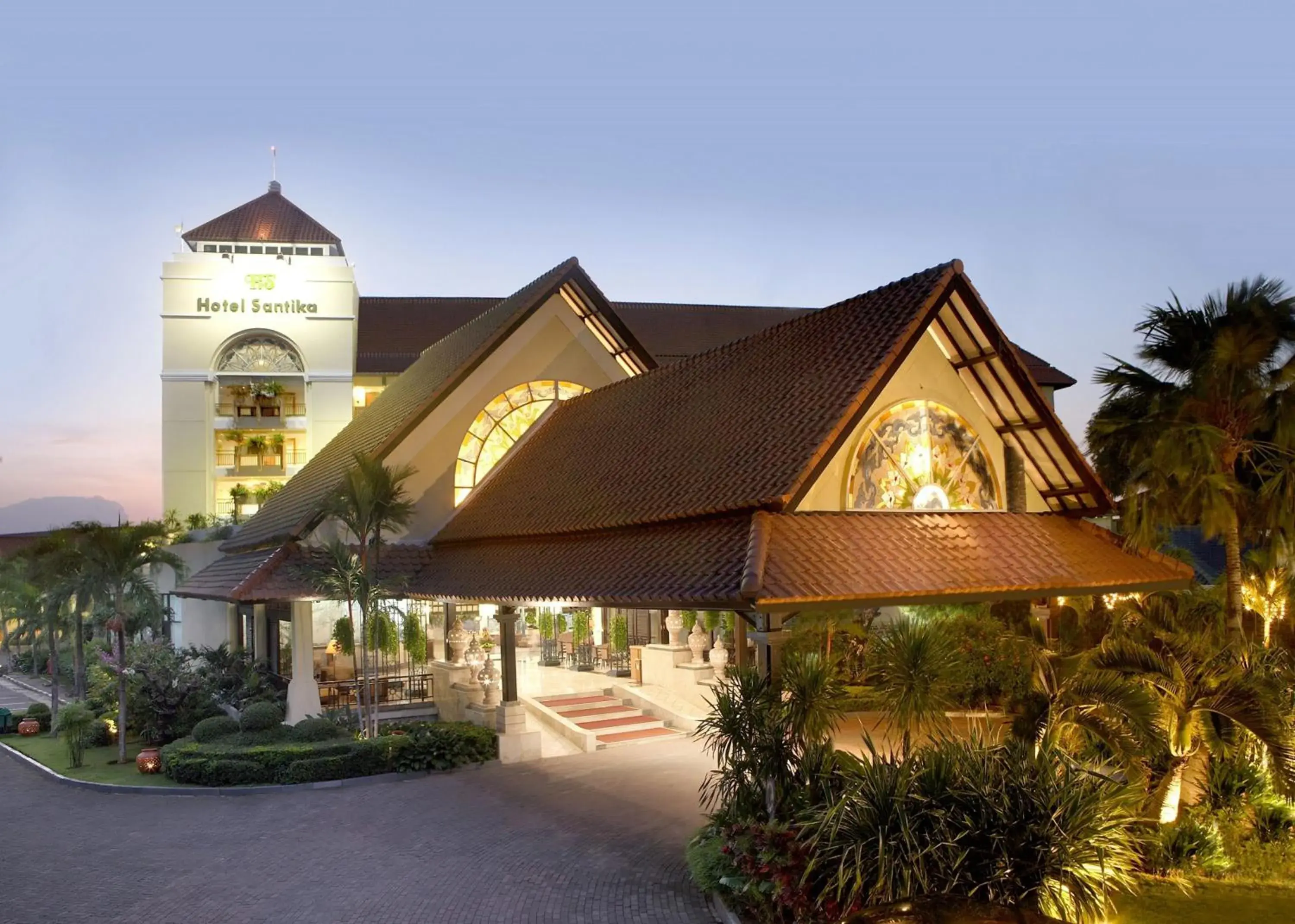 Property building in Hotel Santika Cirebon Property building in Hotel Santika Cirebon