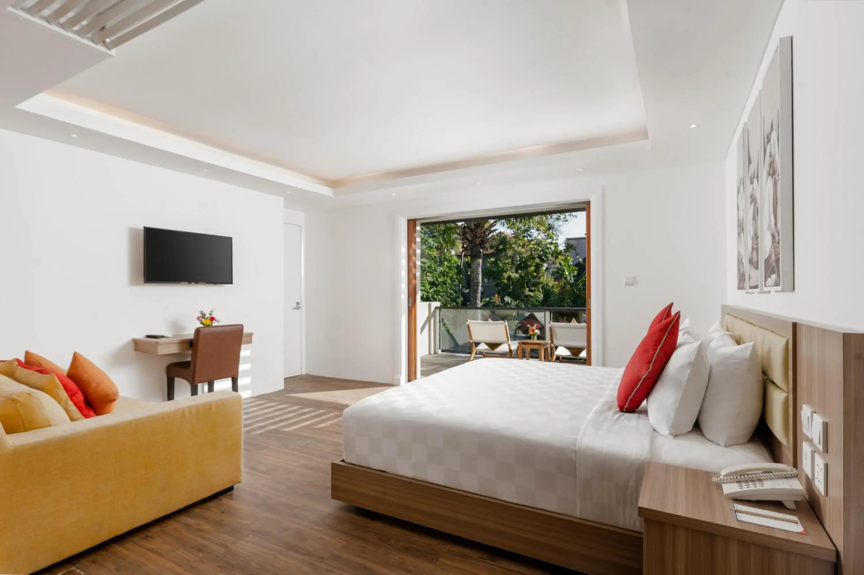 Bedroom, Bed in Downtown Villas Bedroom, Bed in Downtown Villas