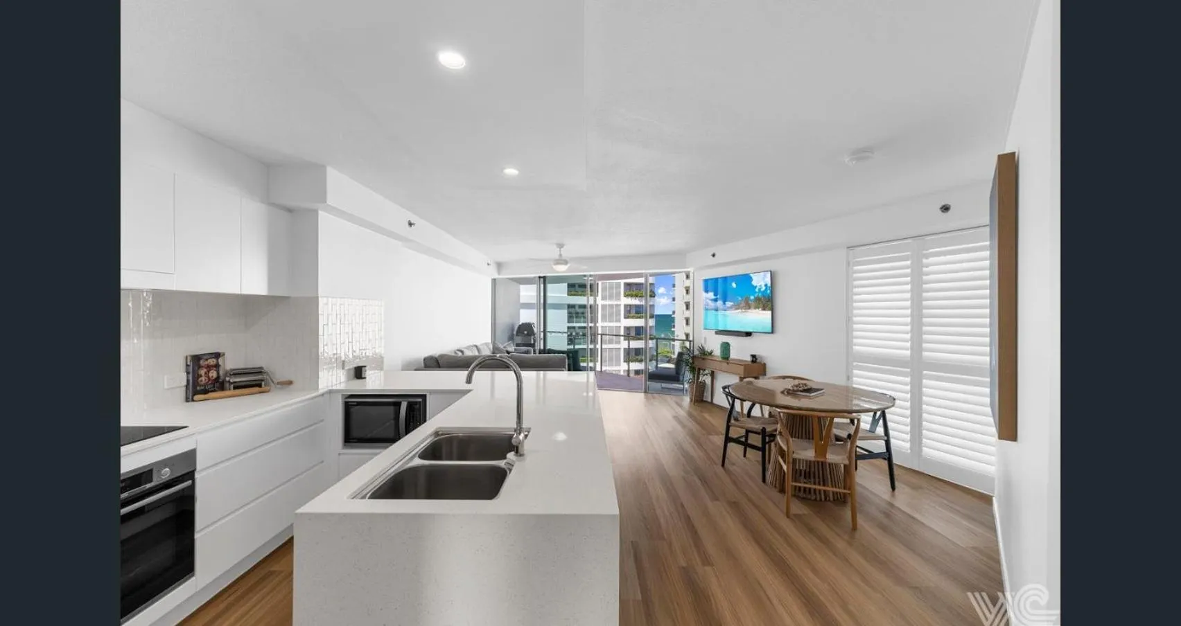 Kitchen or kitchenette in Cilento Mooloolaba