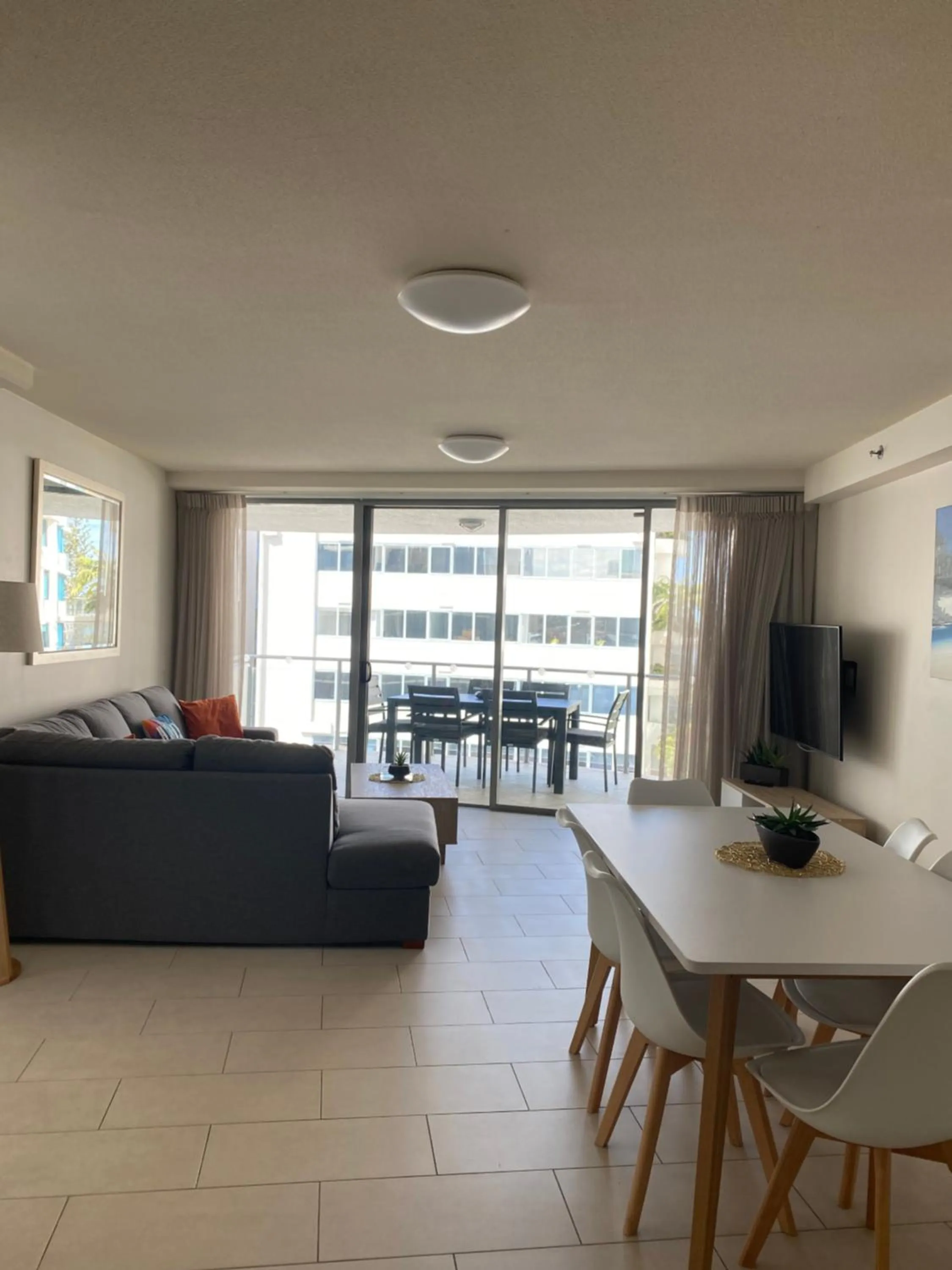 Communal lounge/ TV room in Cilento Mooloolaba