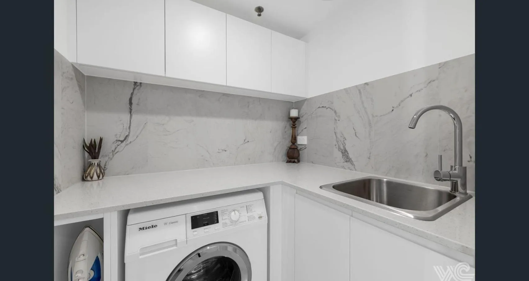 washing machine in Cilento Mooloolaba