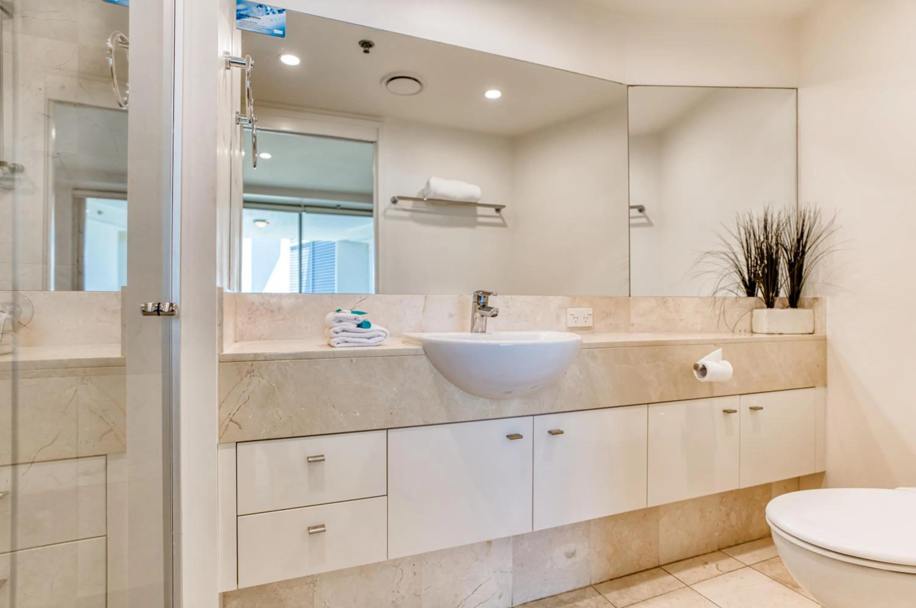 Shower in Cilento Mooloolaba