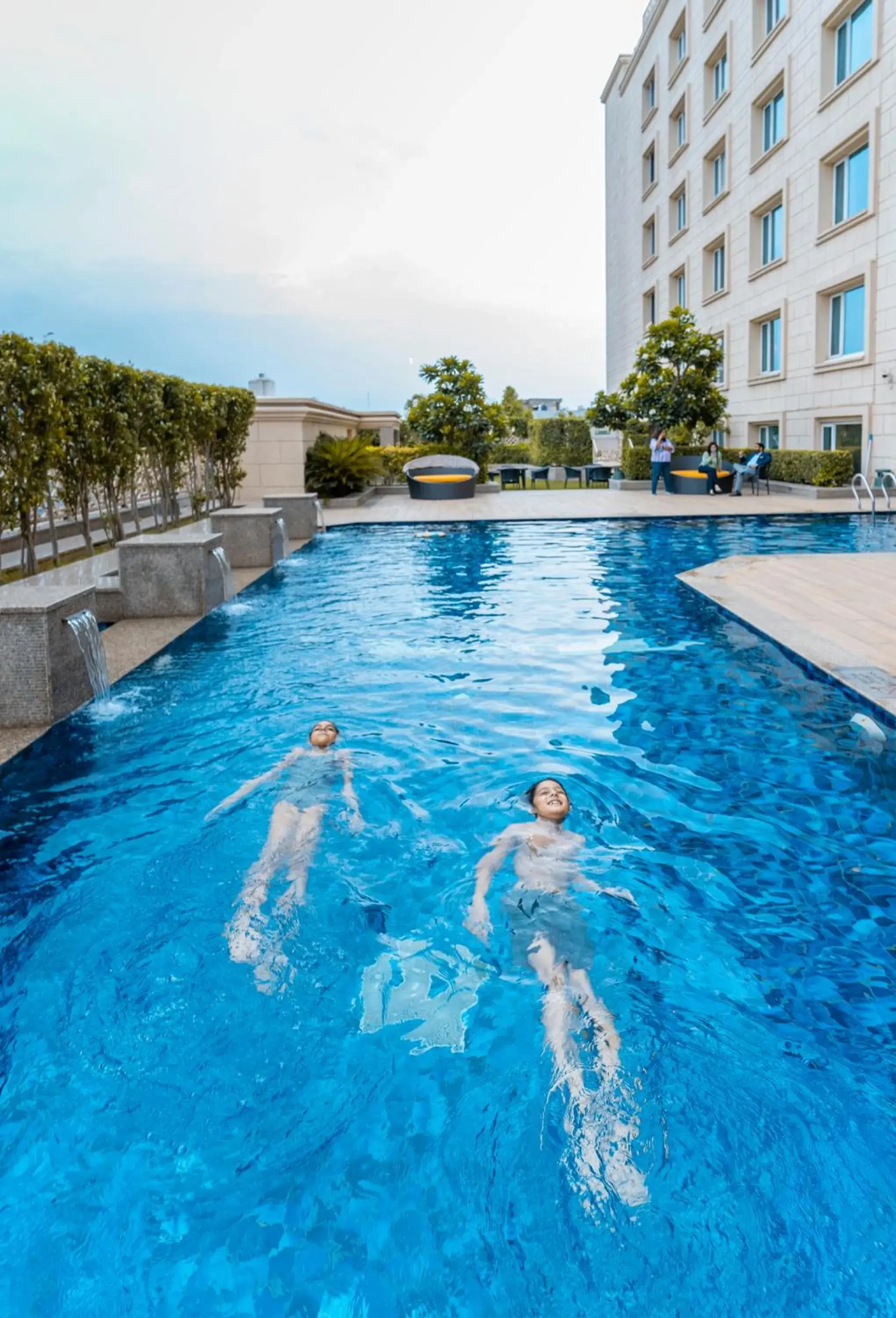 Swimming pool in Holiday Inn Agra MG Road an IHG Hotel Swimming pool in Holiday Inn Agra MG Road an IHG Hotel