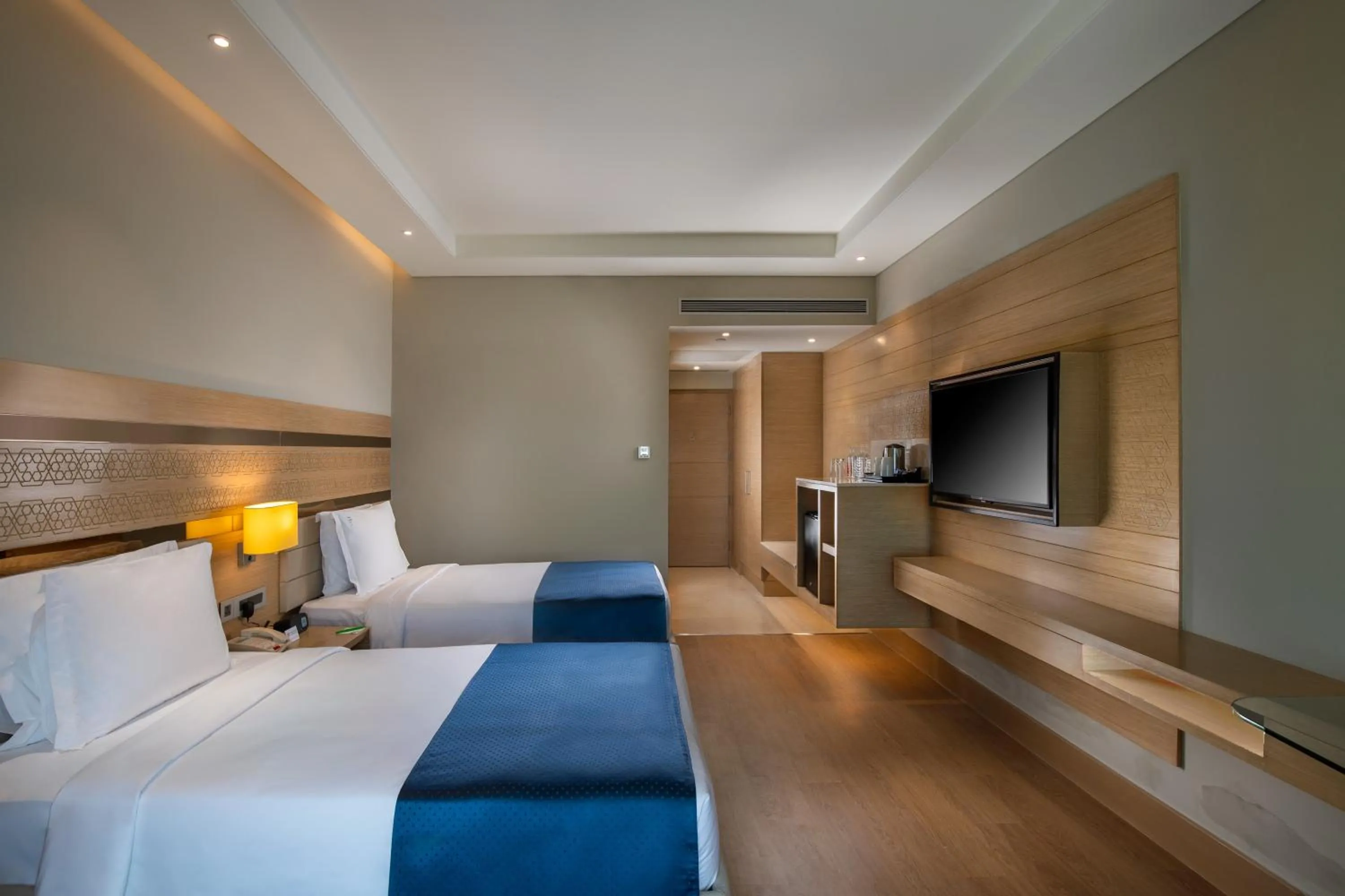 TV and multimedia, Bed in Holiday Inn Agra MG Road an IHG Hotel