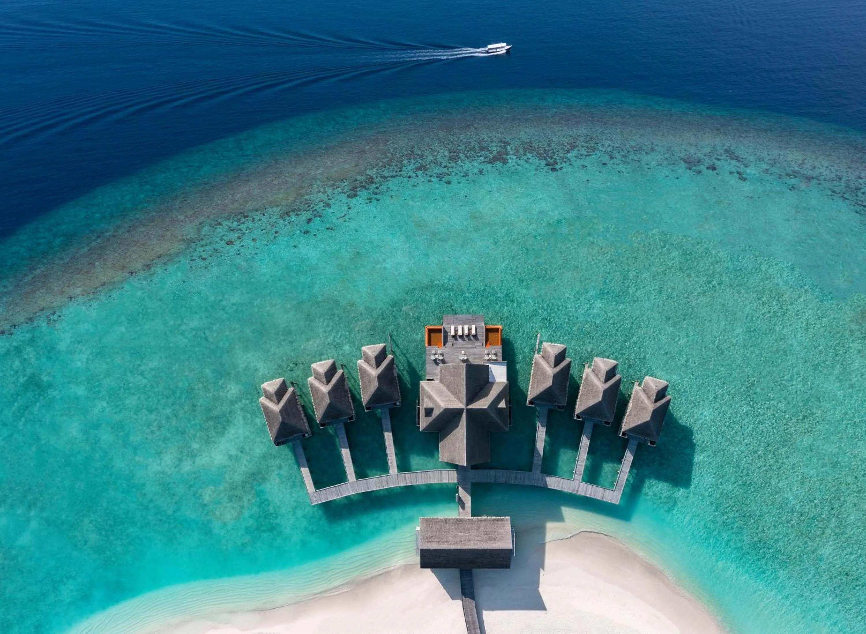 Spa and wellness centre/facilities in Anantara Kihavah Maldives Villas