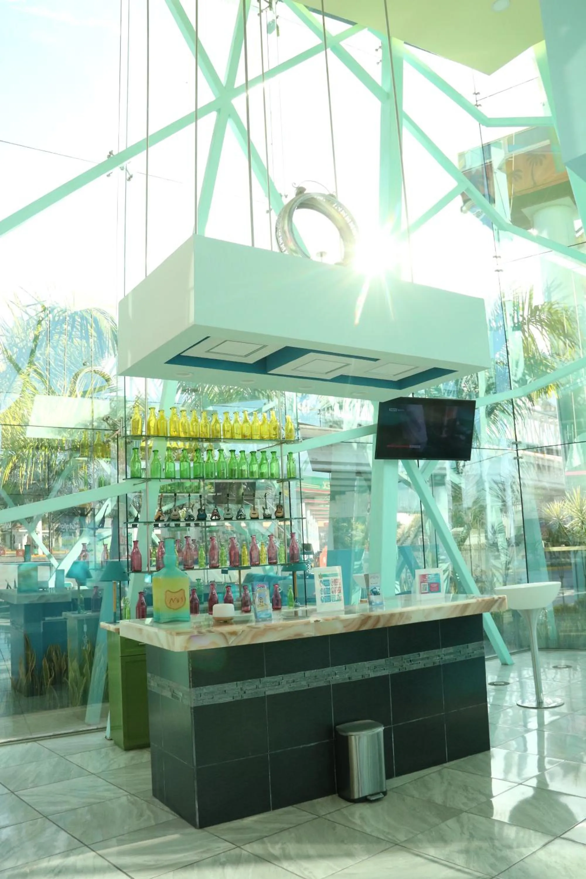 Lobby or reception in Miami Inn