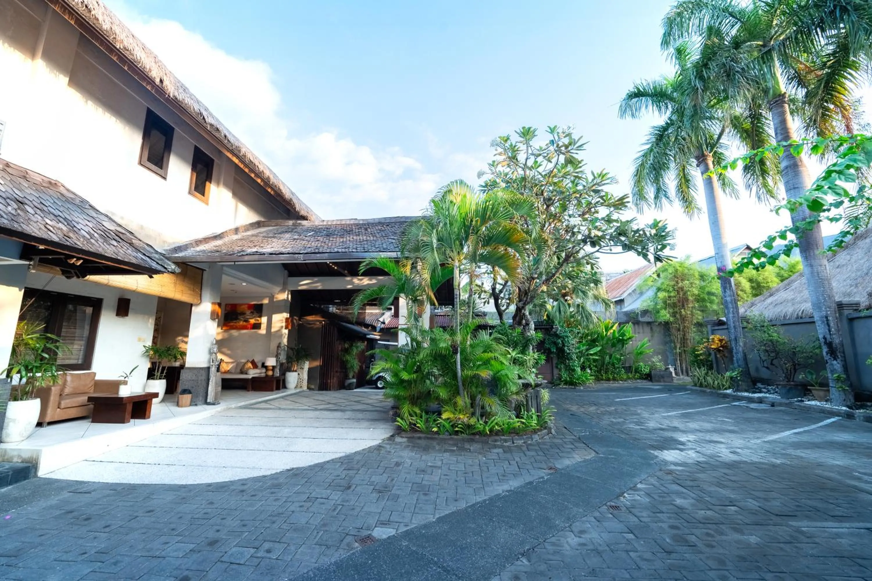 Area and facilities in The Maya Seminyak Villas