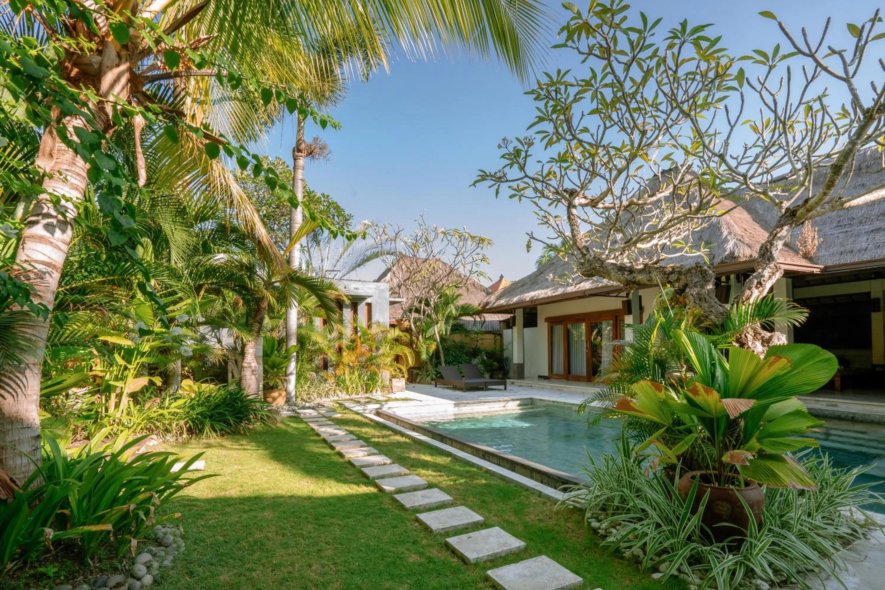 Garden in The Maya Seminyak Villas