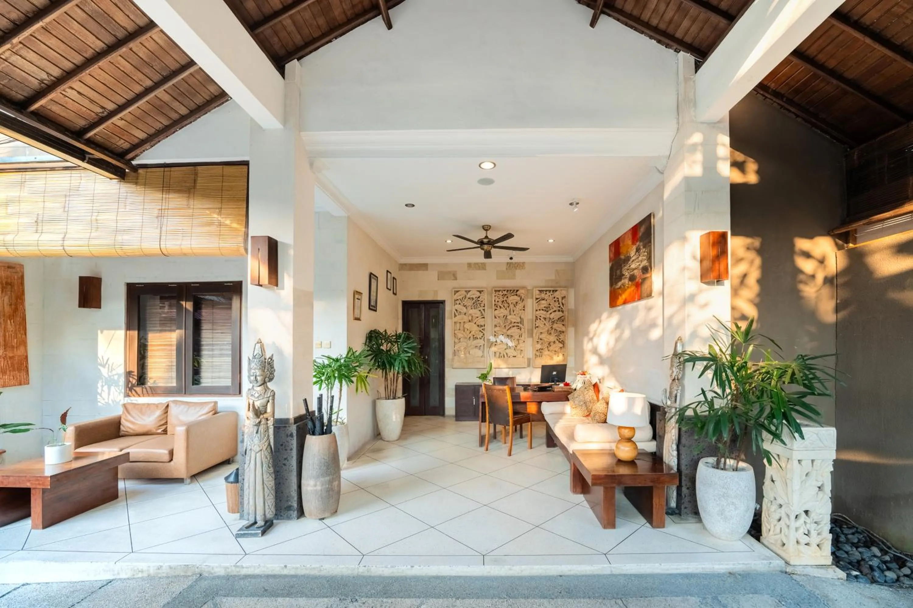 Lobby or reception in The Maya Seminyak Villas