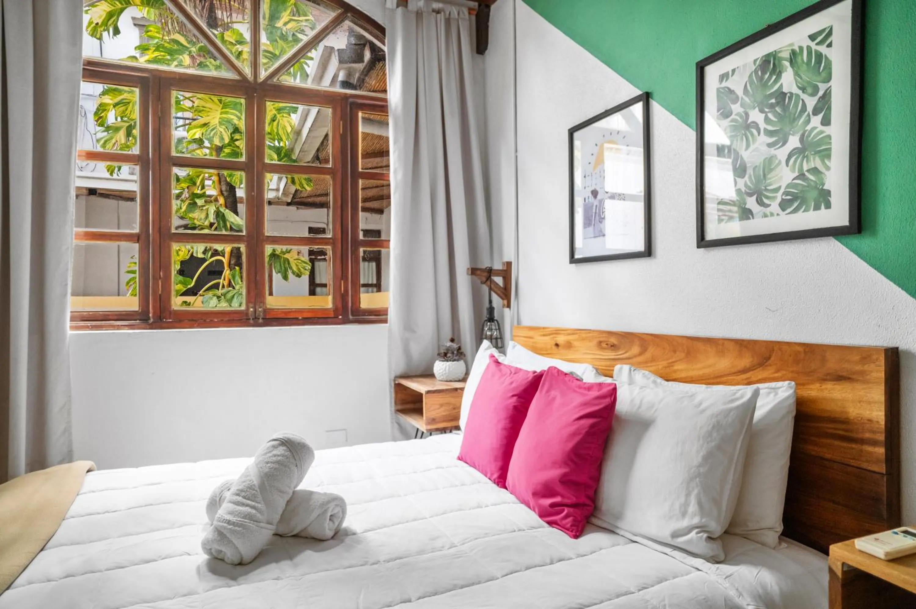 Bed in Socialtel Granada