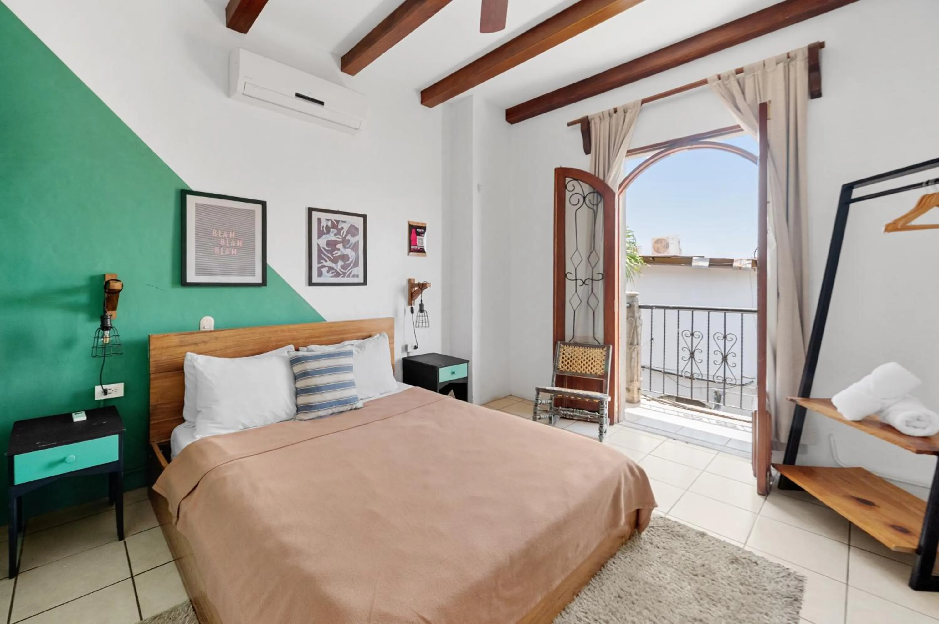 Bed in Socialtel Granada