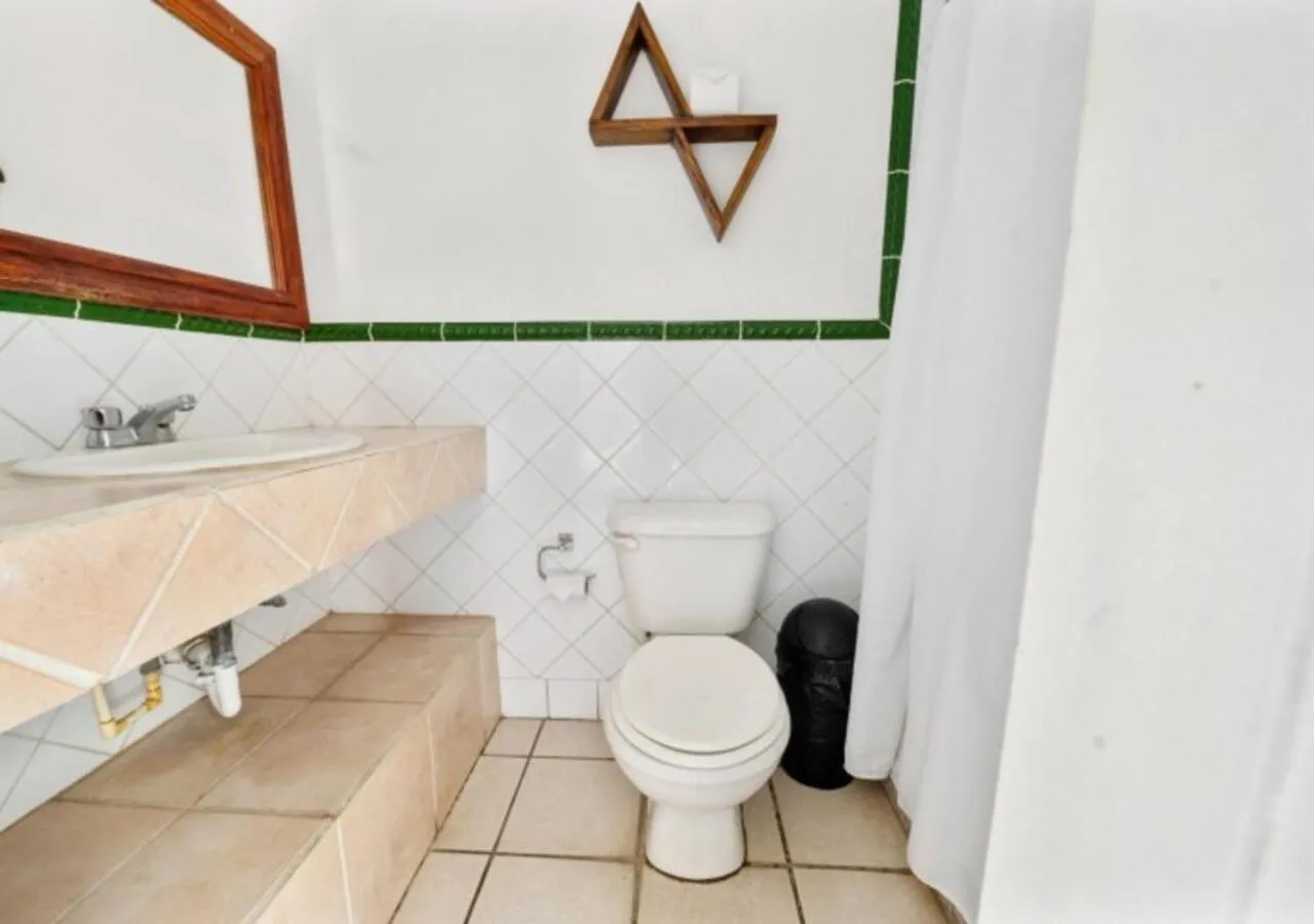 Bathroom in Socialtel Granada