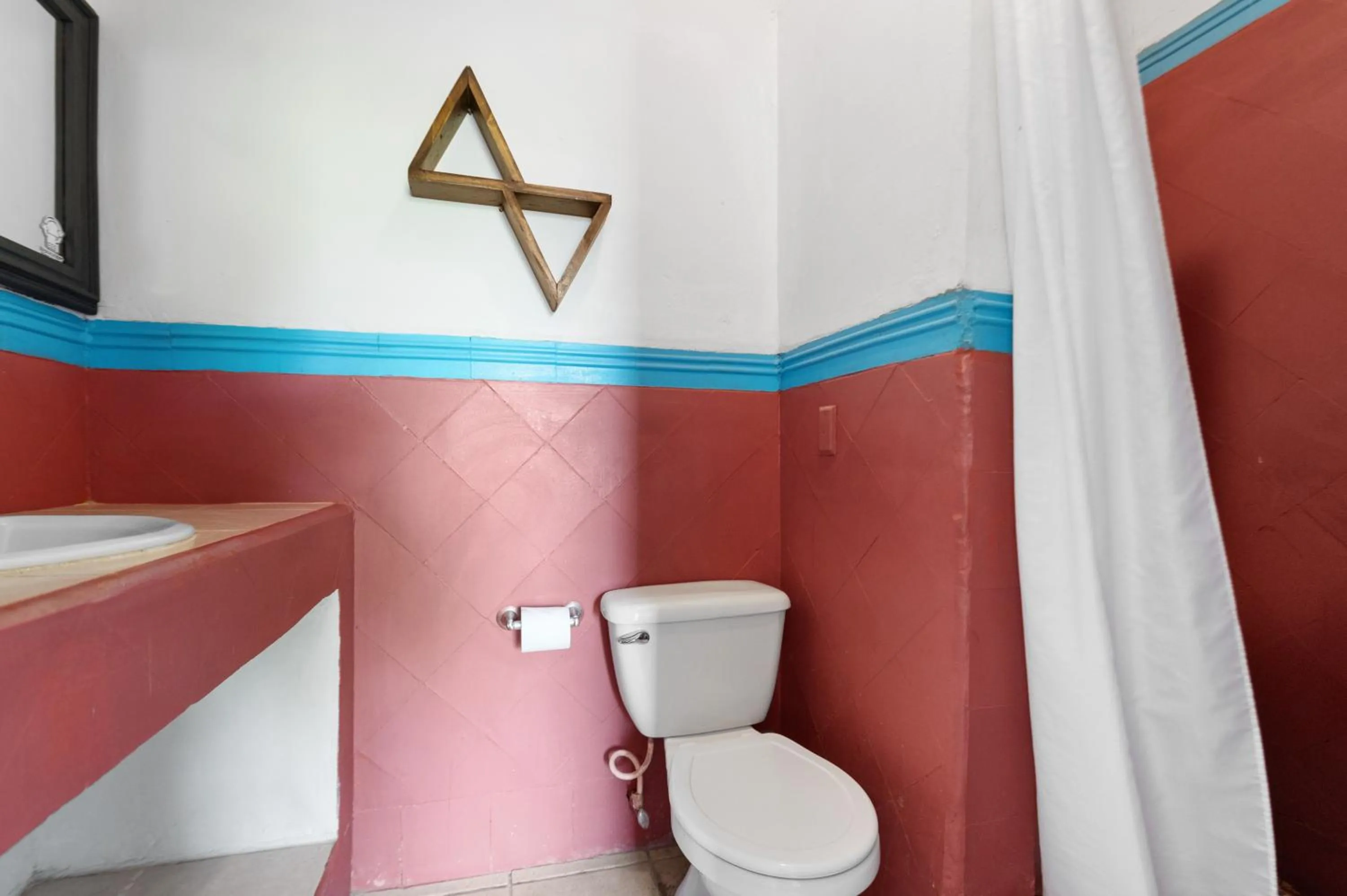 Bathroom in Socialtel Granada