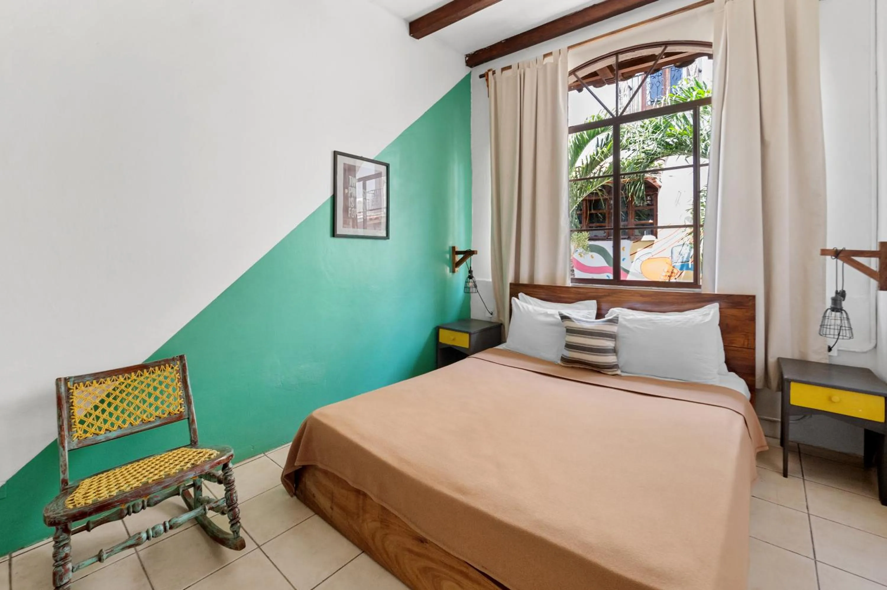 View (from property/room), Bed in Socialtel Granada