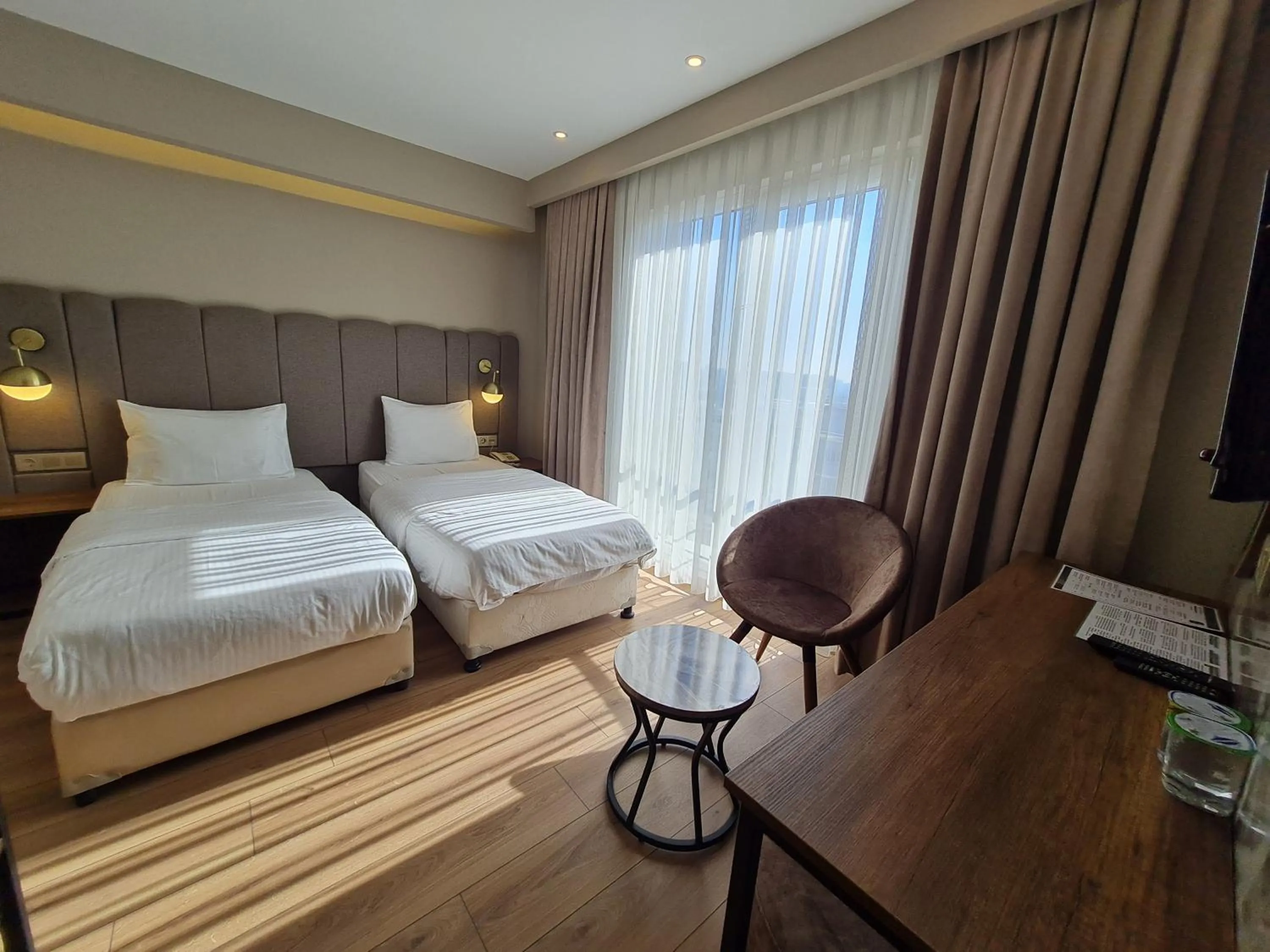 Bedroom, Bed in Air Boss Istanbul Airport and Fair Hotel