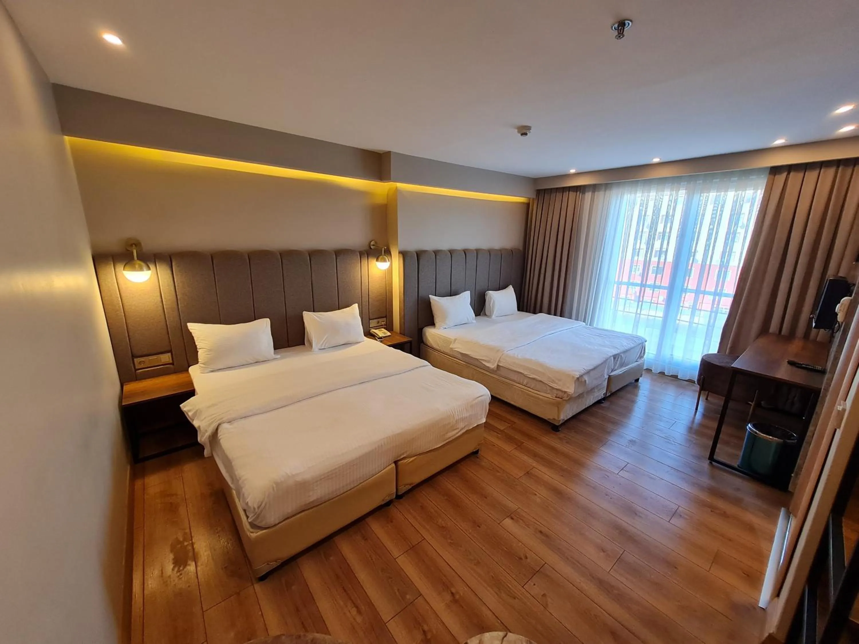 Bedroom, Bed in Air Boss Istanbul Airport and Fair Hotel