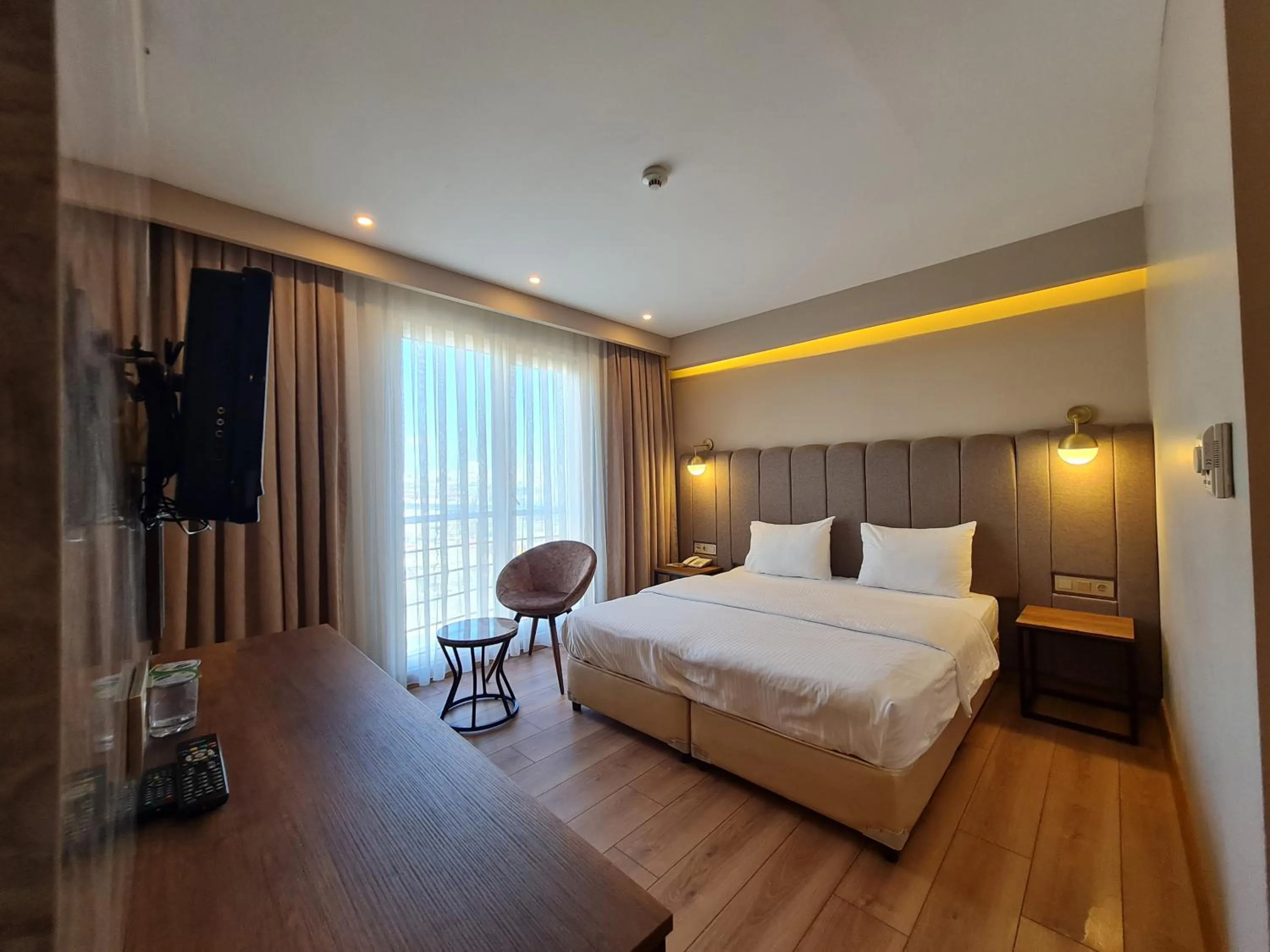 Bedroom, Bed in Air Boss Istanbul Airport and Fair Hotel