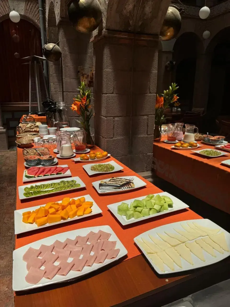 Buffet breakfast in Waman Qorikancha Buffet breakfast in Waman Qorikancha