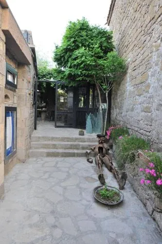 Assosyal Hotel