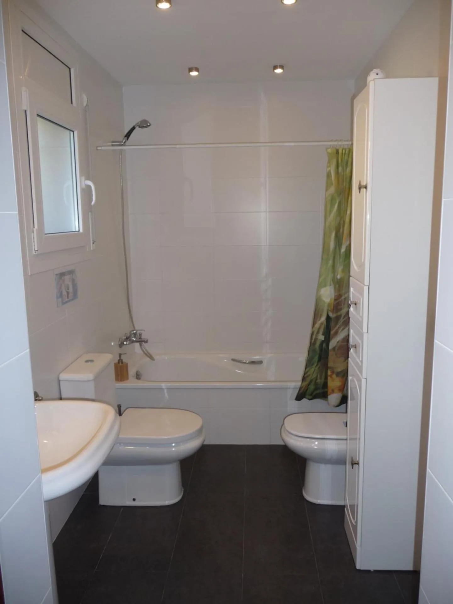 Toilet in Suite & Spa Panoramic Olivars