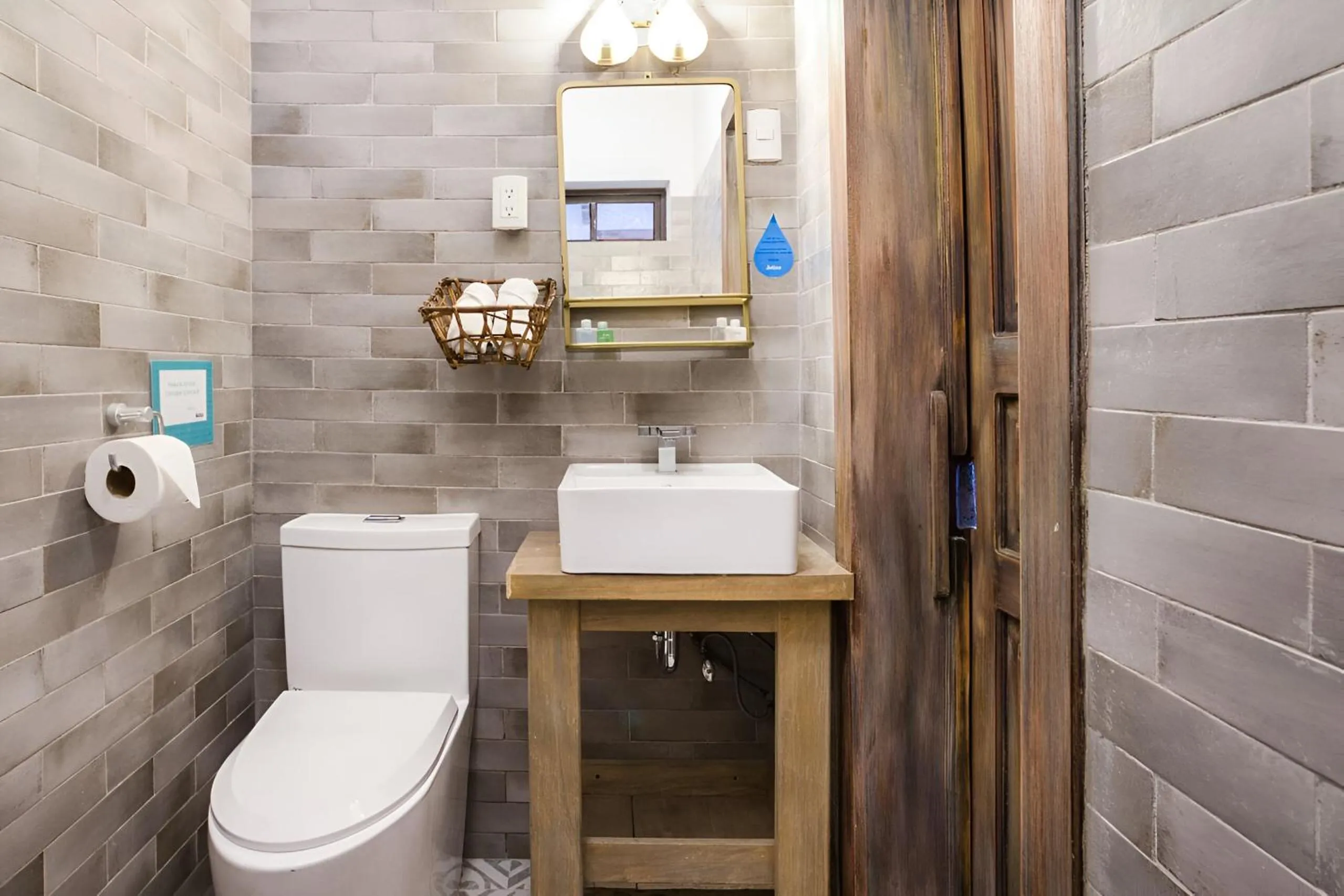 Toilet in Socialtel Antigua