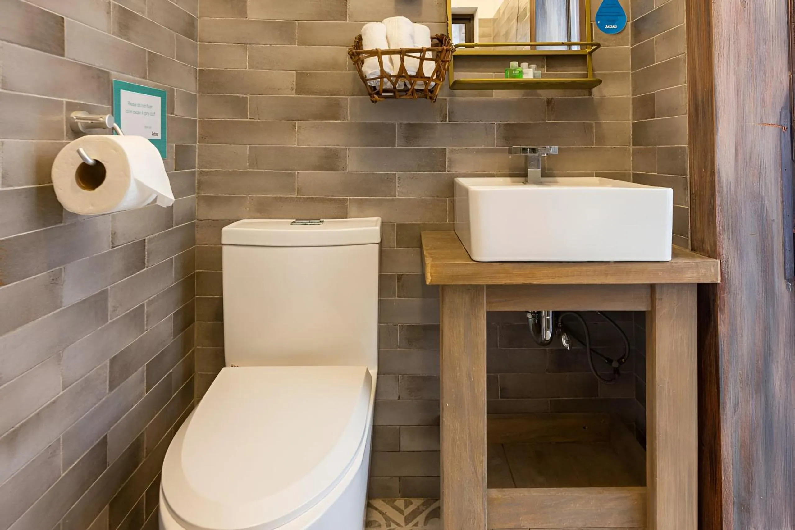 Toilet in Socialtel Antigua