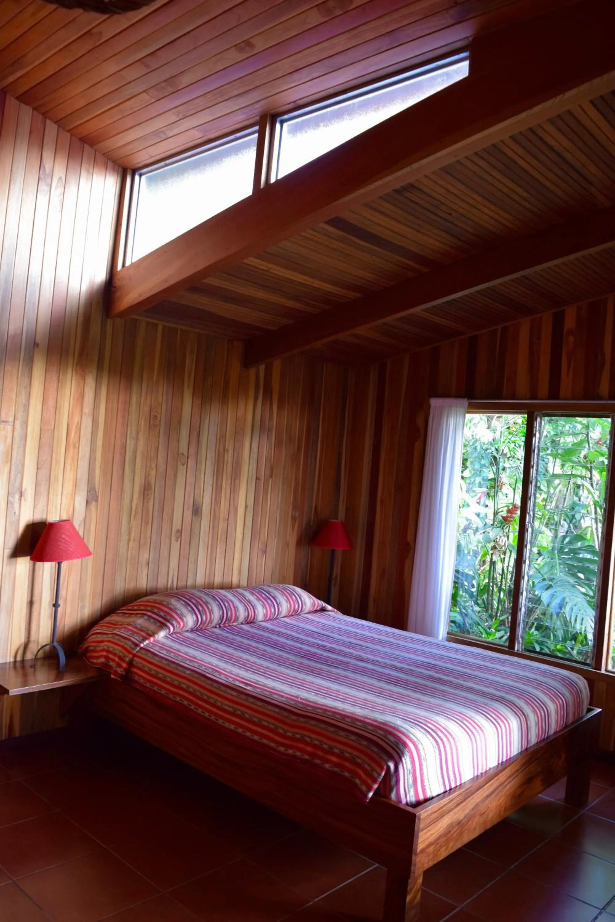 Bedroom, Bed in Arco Iris Lodge