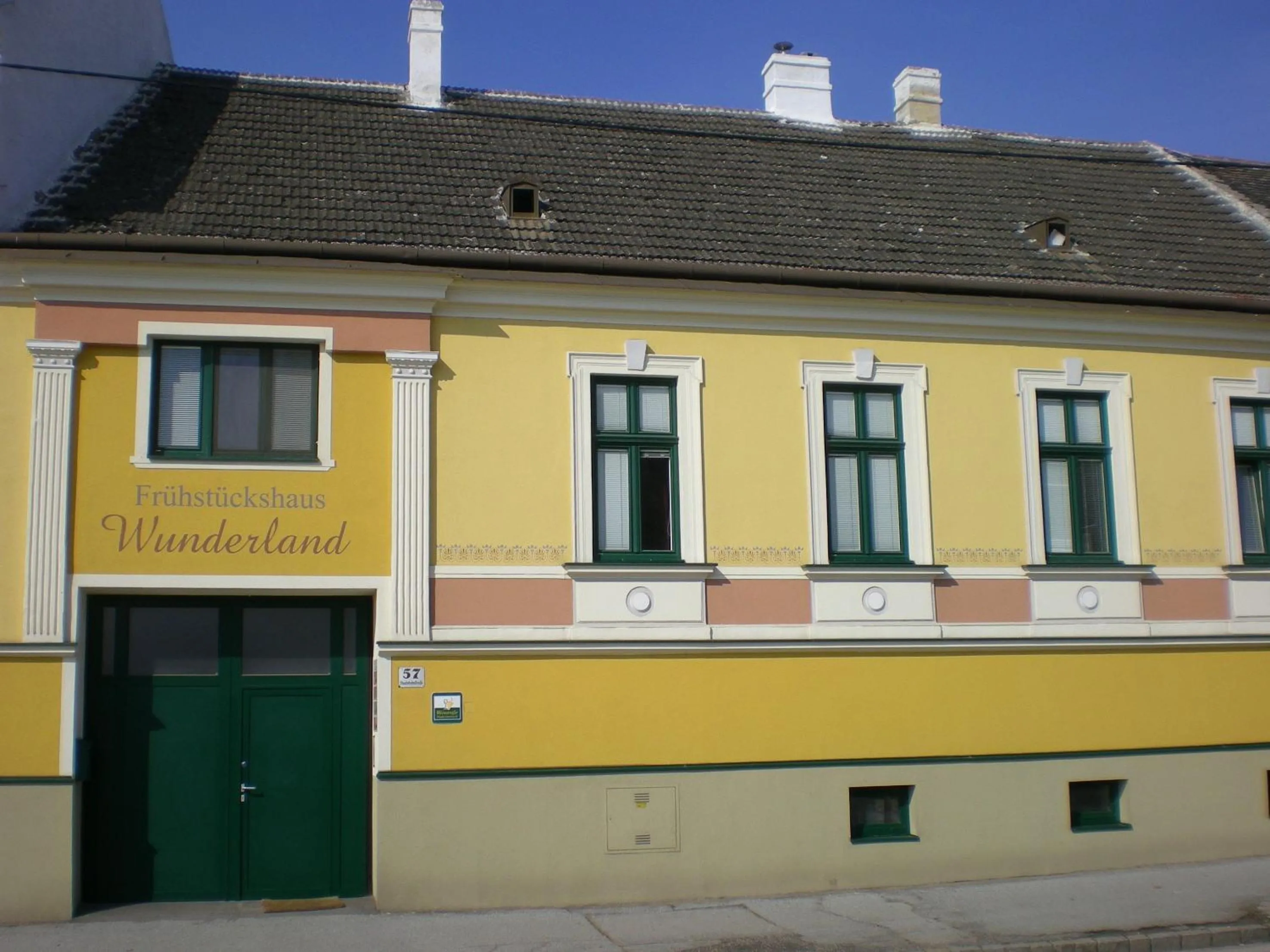 Facade/entrance in Frühstückshaus Wunderland