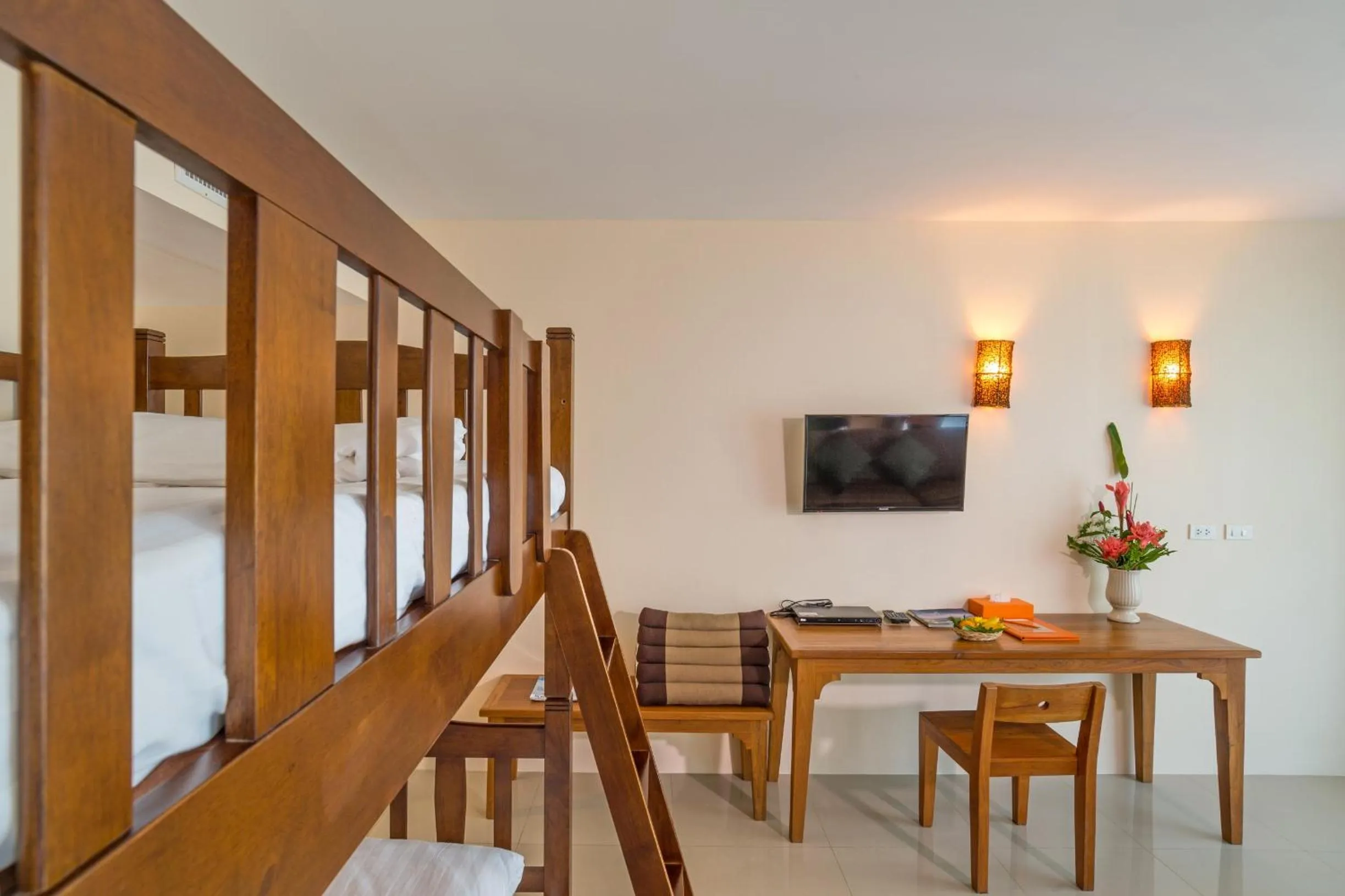 Photo of the whole room in Srisuksant Resort