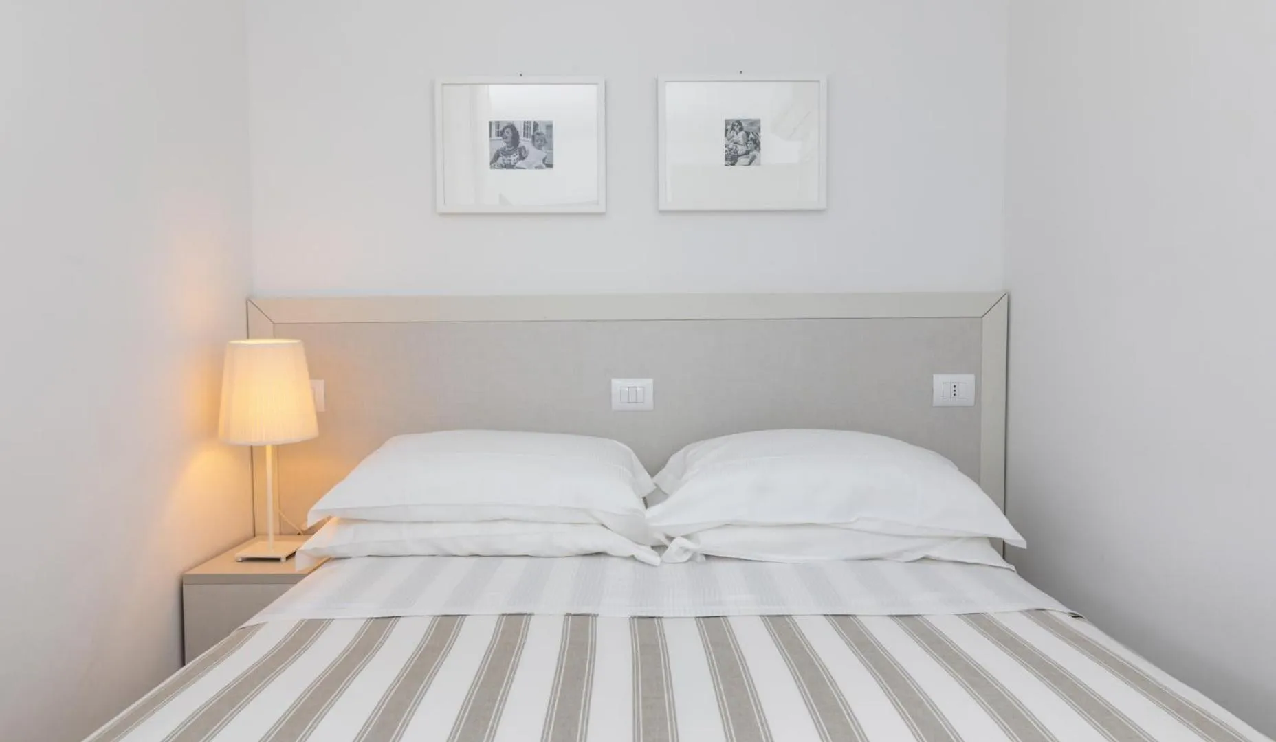 Photo of the whole room, Bed in Hotel Plaza Esplanade