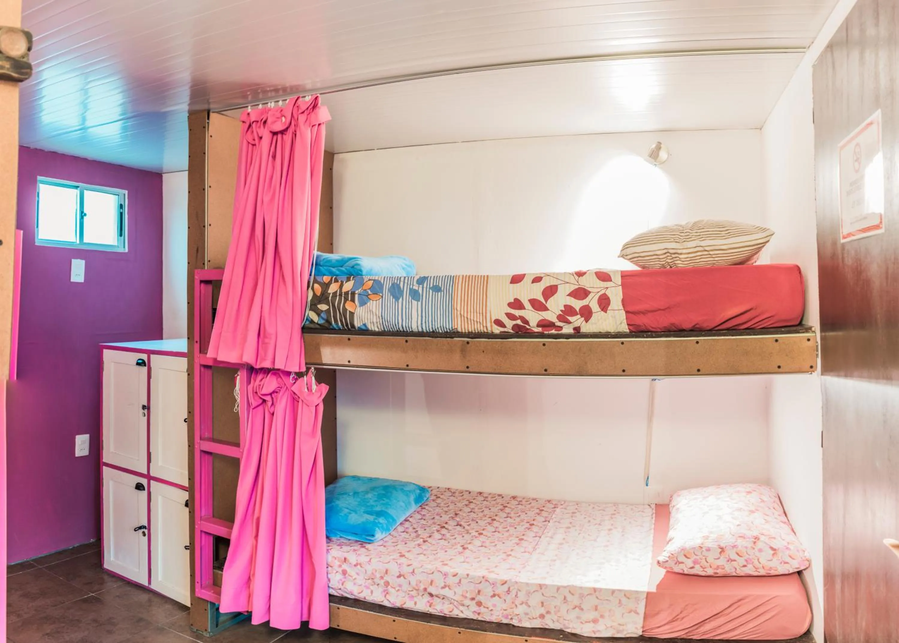 bunk bed, Bed in RocaMar Hostel Boutique