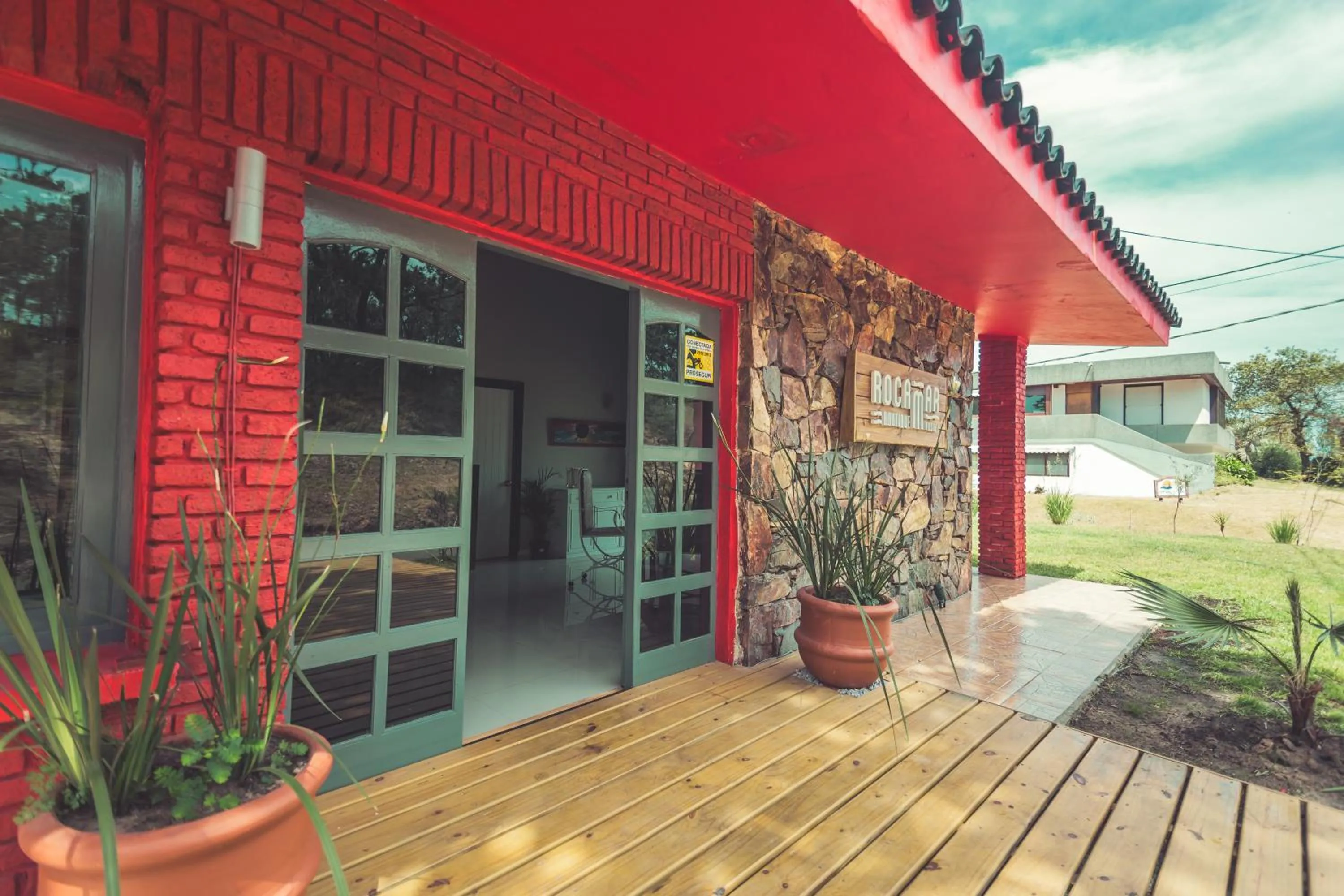 Property building in RocaMar Hostel Boutique