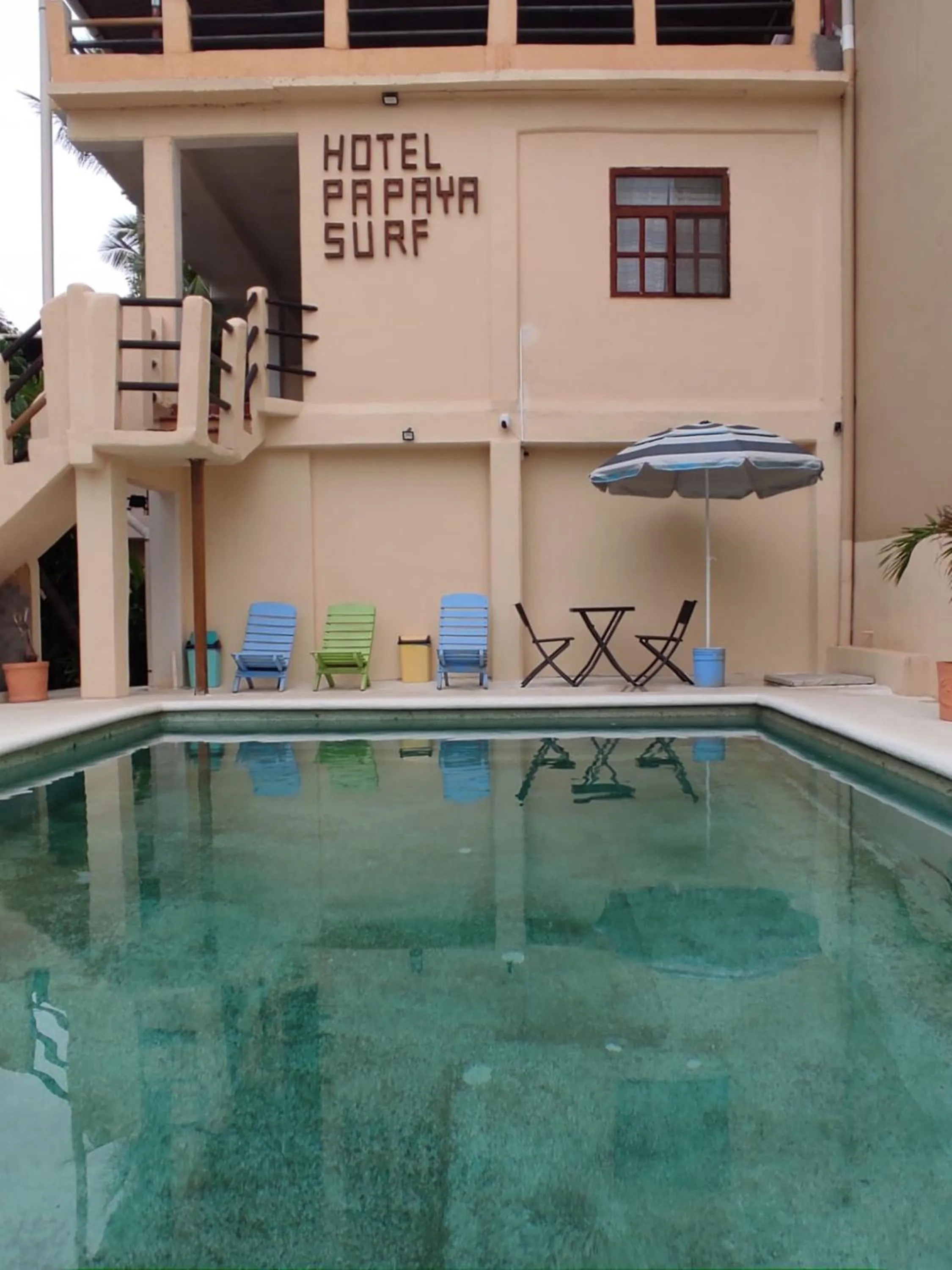 Swimming pool in Hotel Papaya Surf