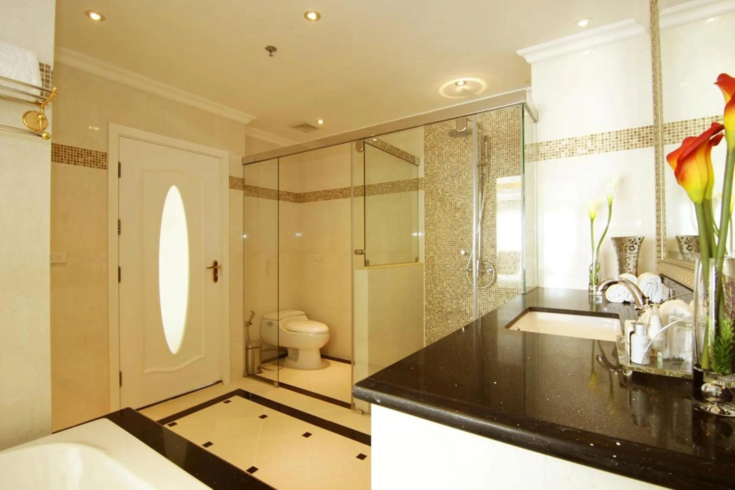 Bathroom in LK Miracle Suite - SHA Extra Plus