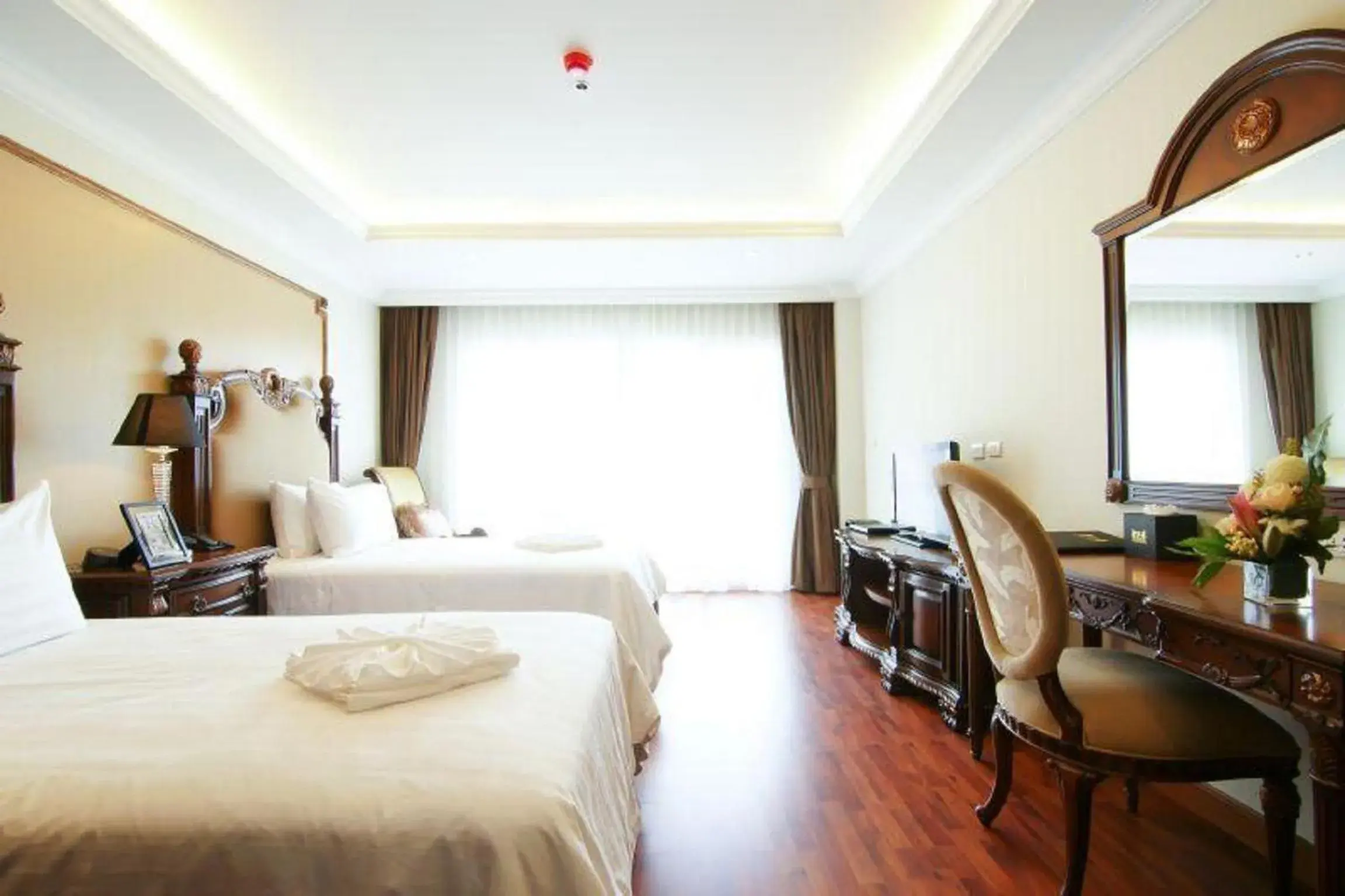 View (from property/room), Bed in LK Miracle Suite - SHA Extra Plus View (from property/room), Bed in LK Miracle Suite - SHA Extra Plus