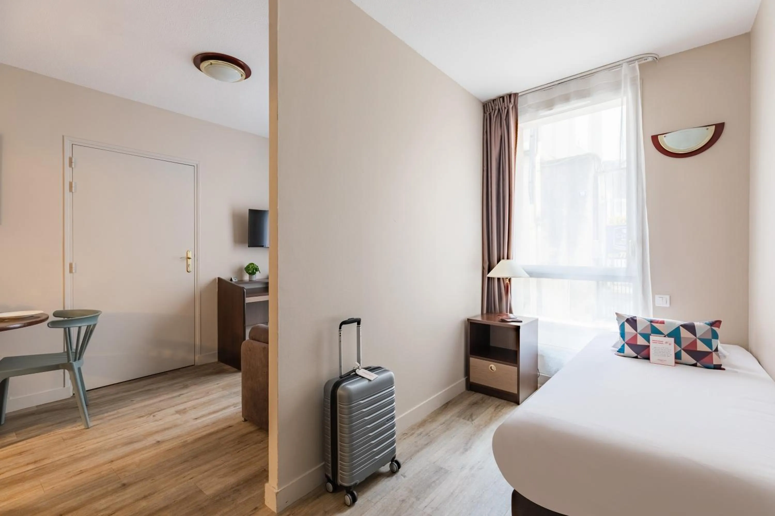 Bed in Appart'City Confort Agen Centre