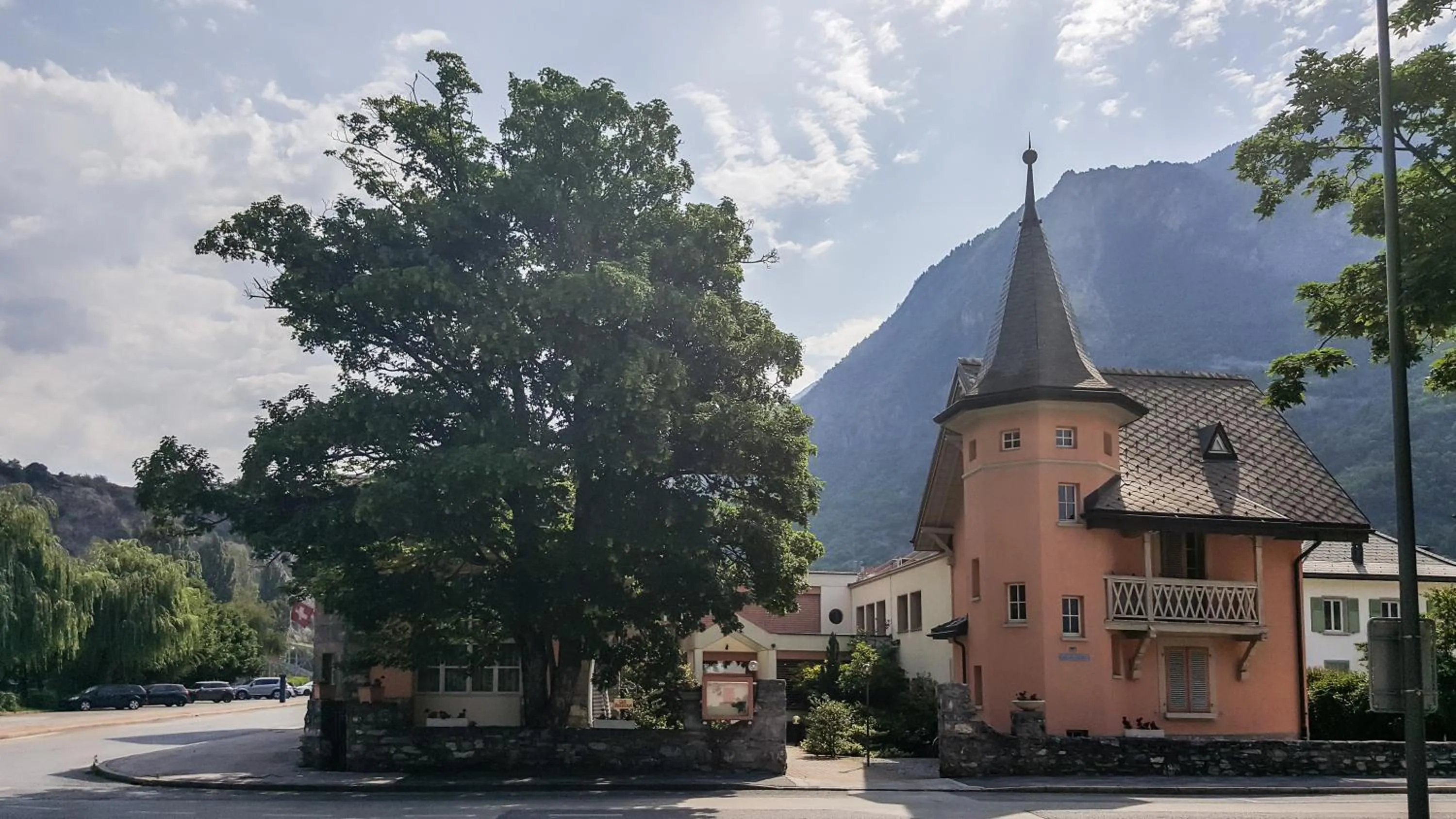 Facade/entrance in Hôtel les Berges