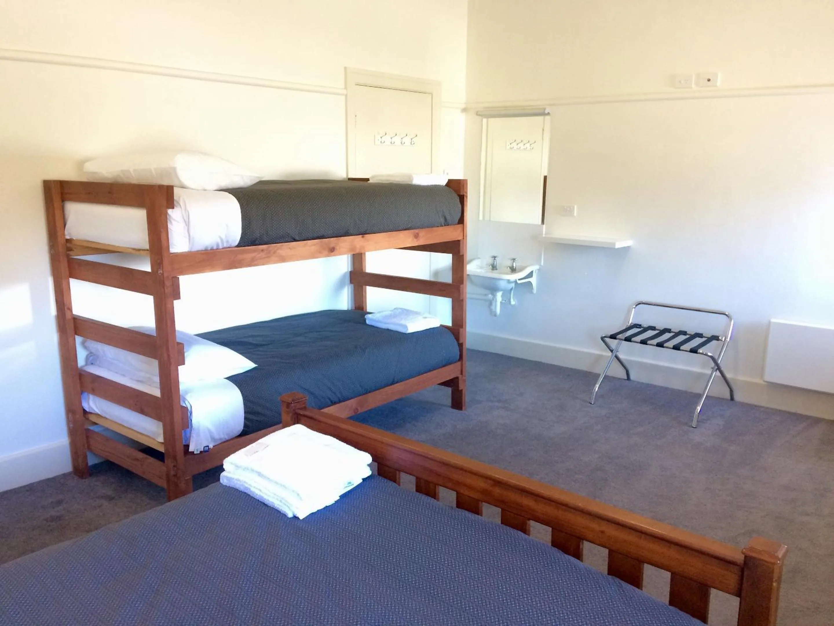 Bedroom, Bed in Great Ocean Road Brewhouse Apollo Bay