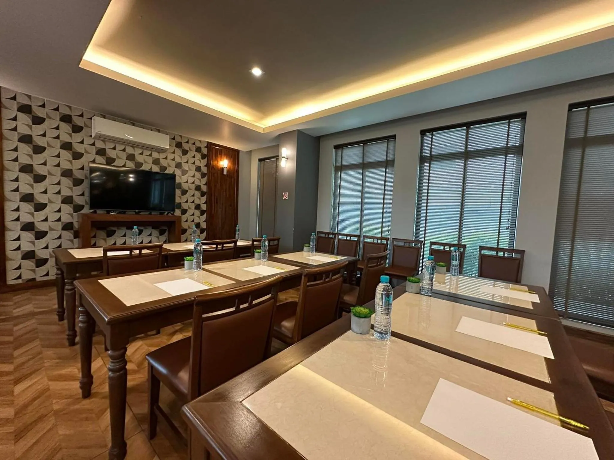Meeting/conference room in Mangrove Prestige Hotel