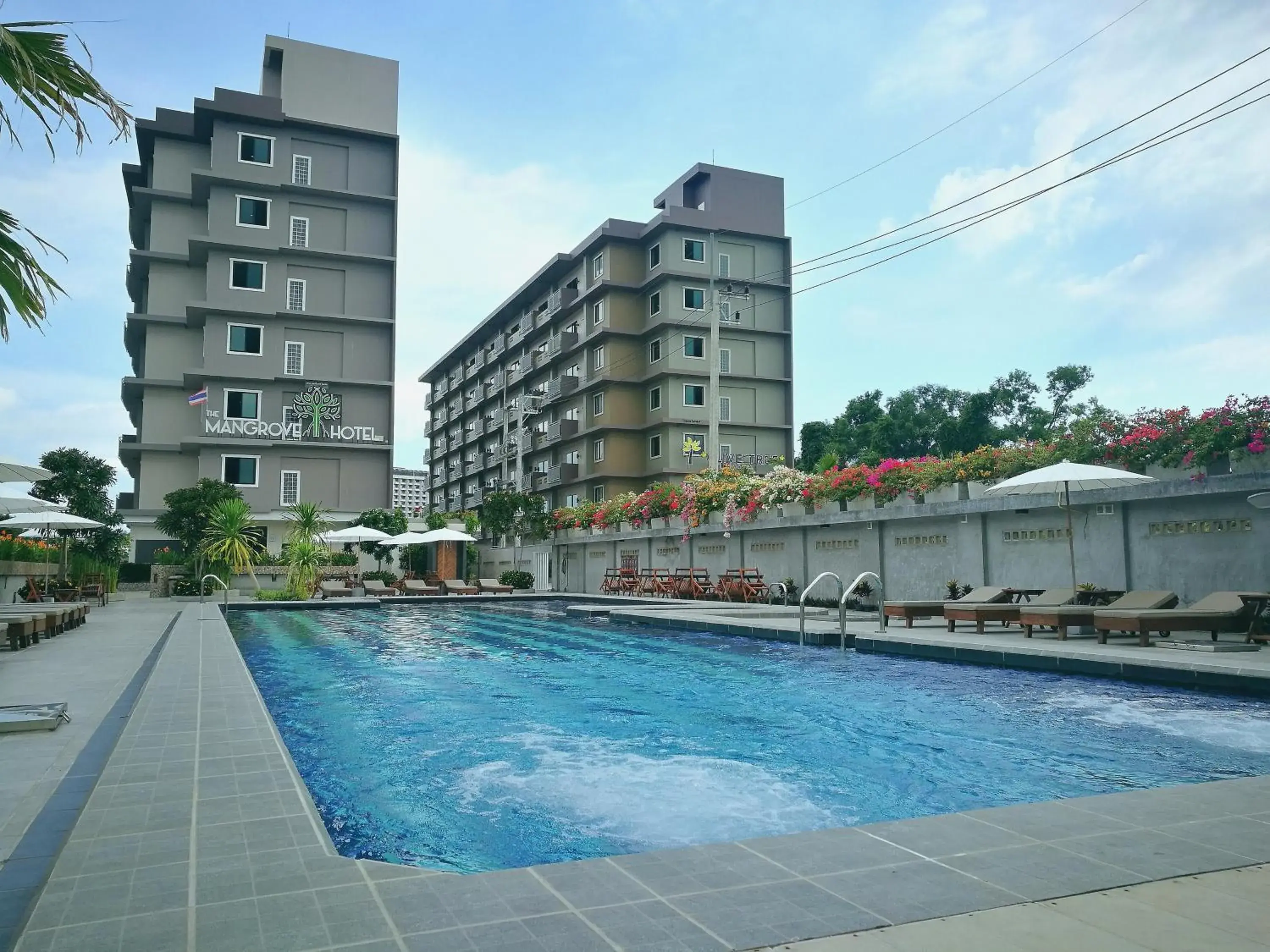 Swimming pool, Property Building in The Mangrove Hotel