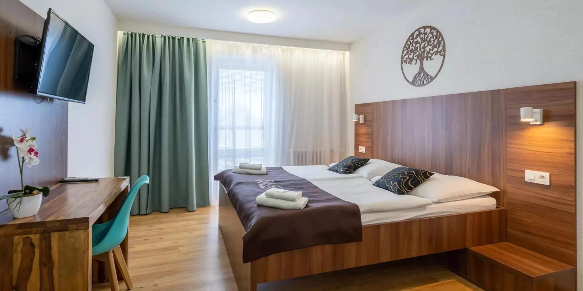 Bedroom, Bed in WX Hotel