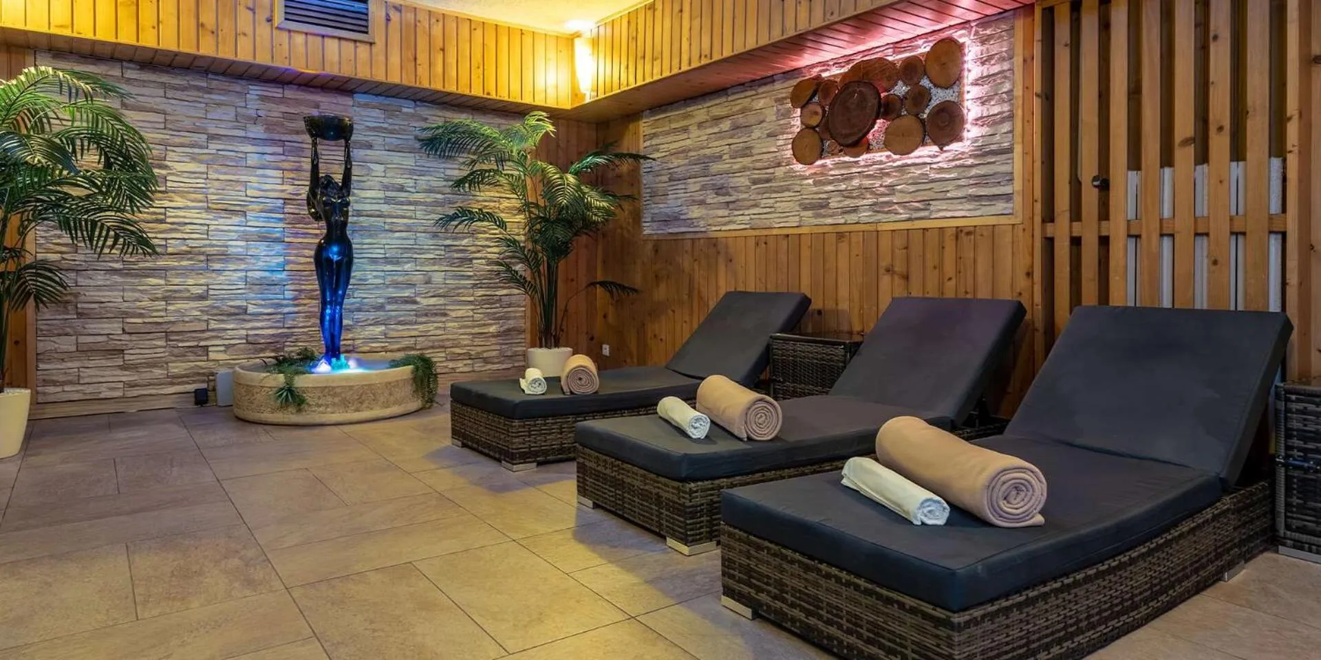 Spa and wellness centre/facilities in WX Hotel