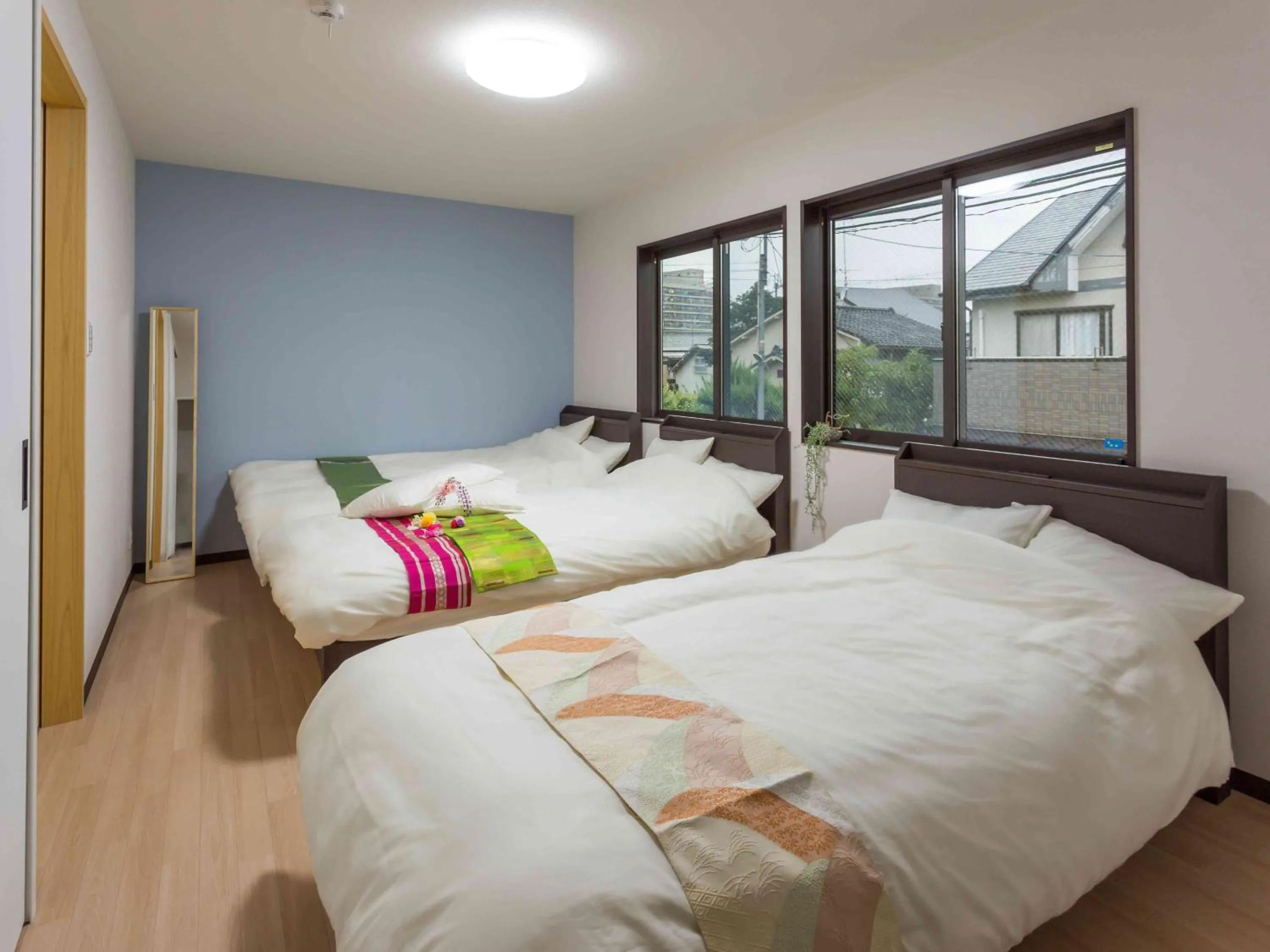 Photo of the whole room, Bed in Marikoji Inn Kyoto